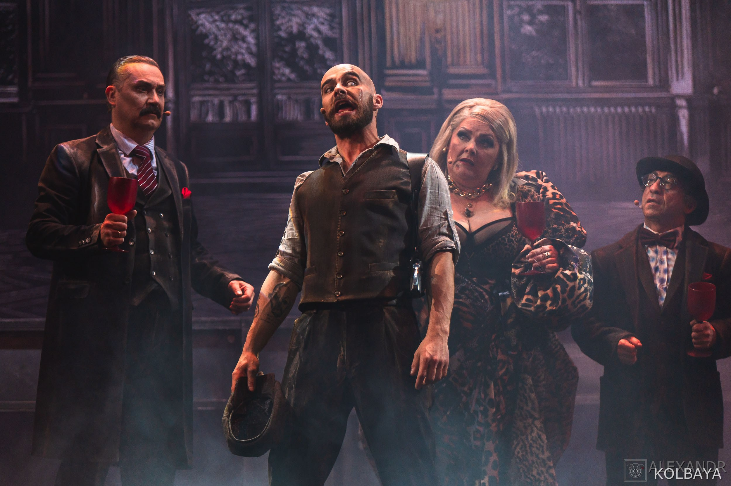 Фотографии со спектакля «Однажды в городе N». Концертный и театральный репортажный фотограф в Москве Александр Колбая