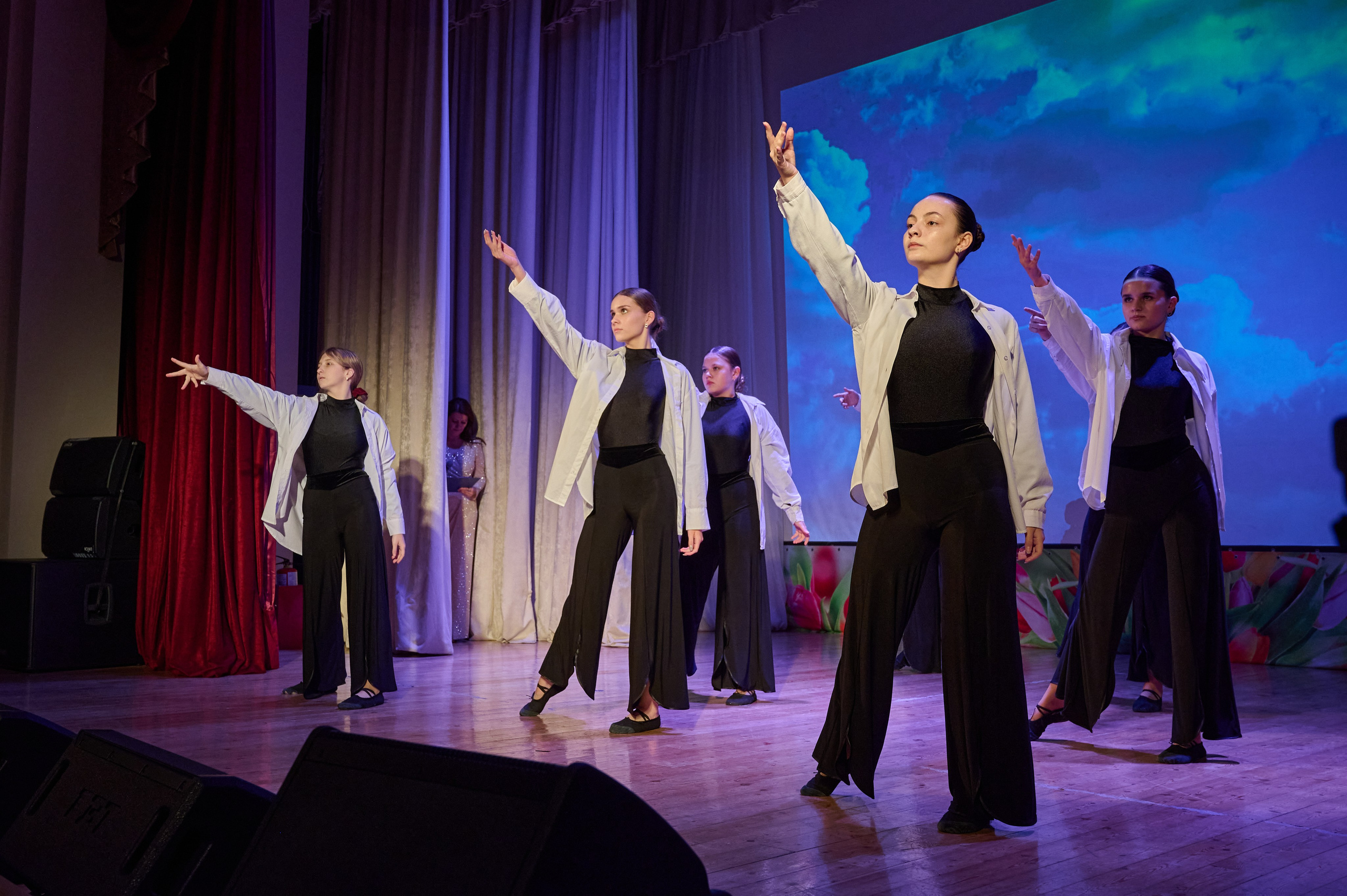 День матери. Кабардинка. Жизнь курорта Кабардинка в фотографиях