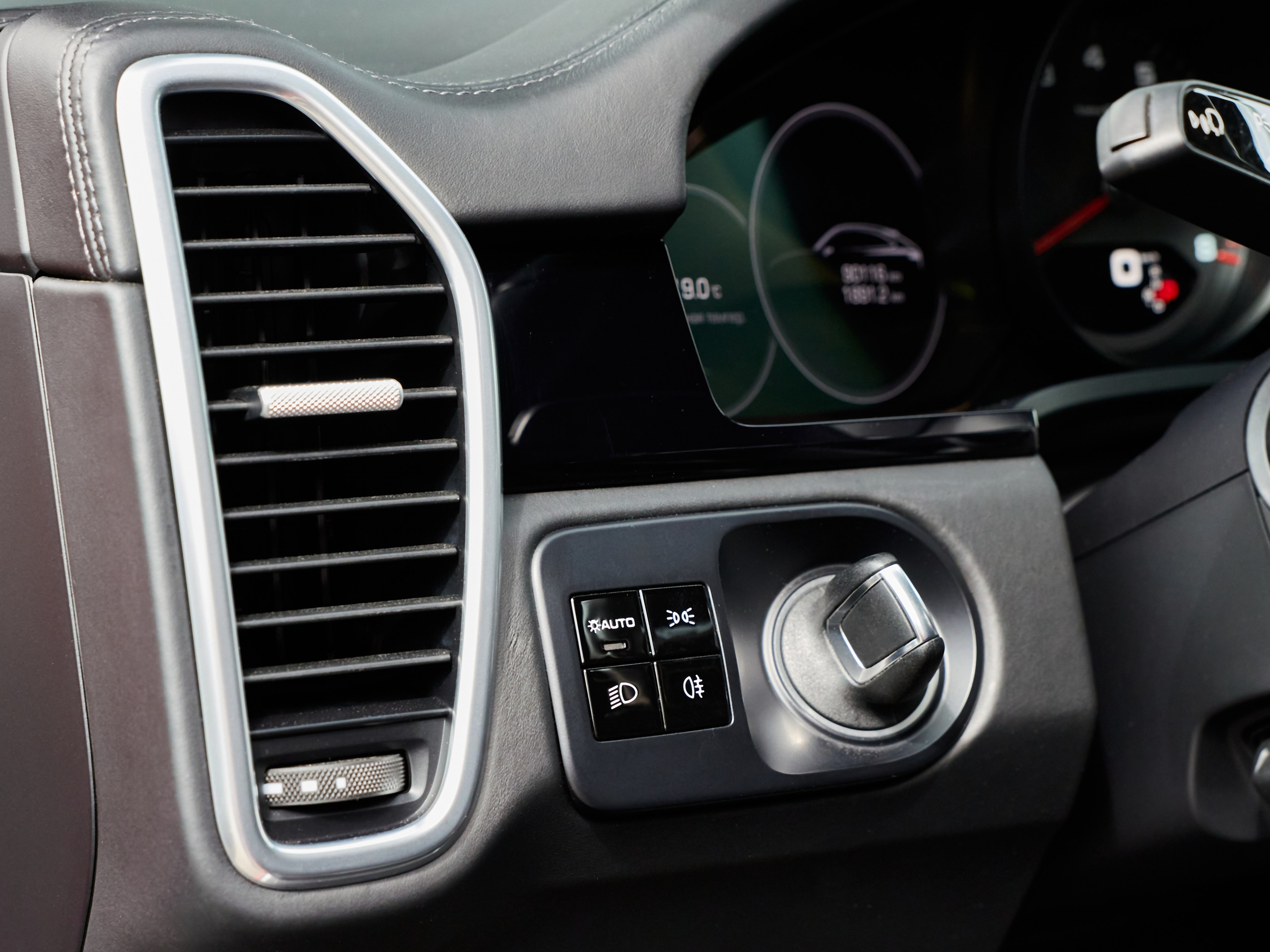 Porsche Cayenne. IDeAI studio
