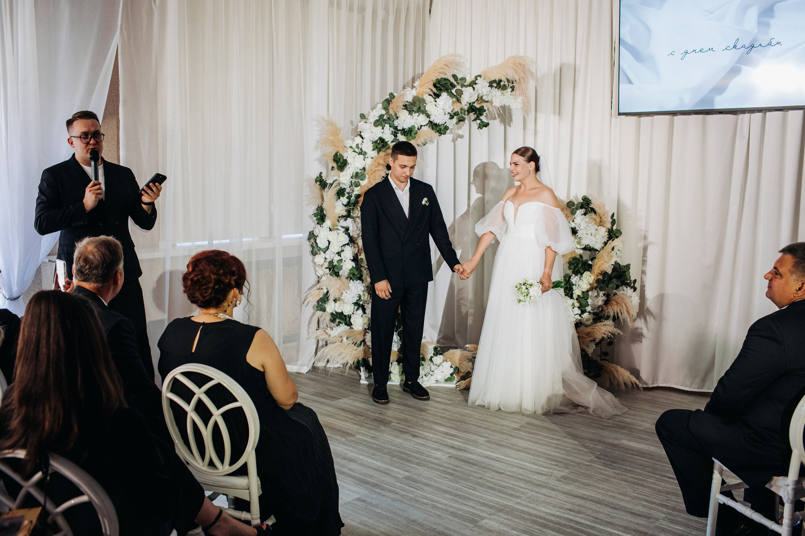 Vlad & Nadya (Saint-Petersburg, Russia). Destination wedding photographer Peter Letu