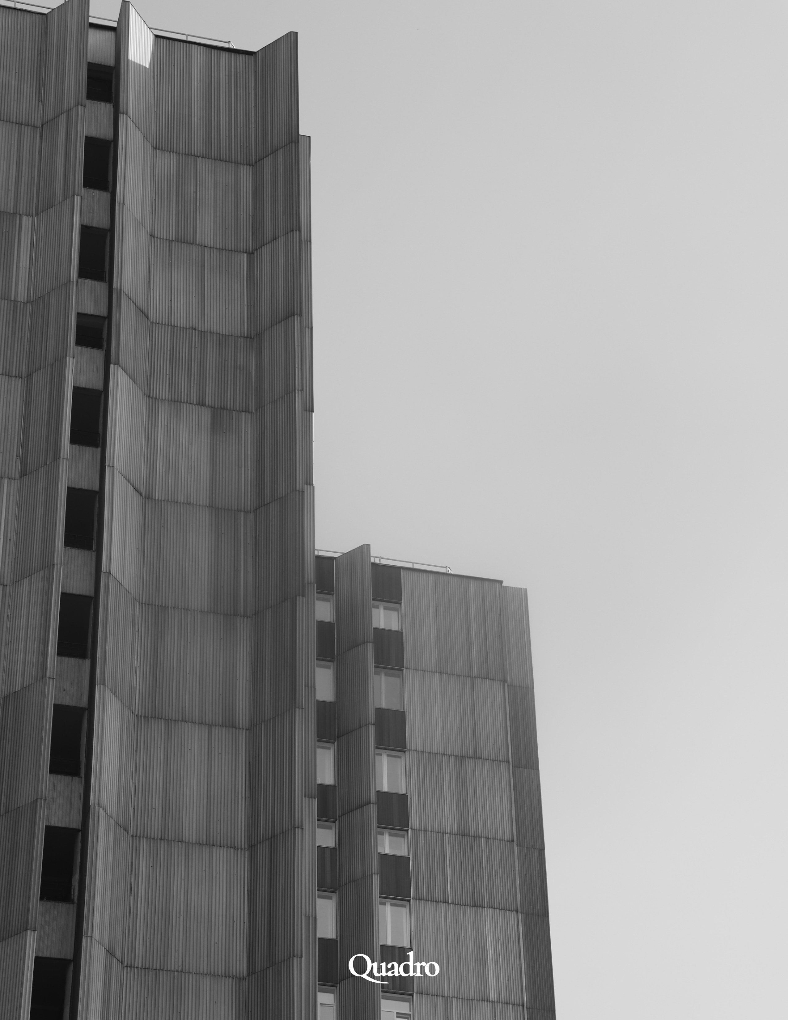 черно-белая фотография здания советской постройки