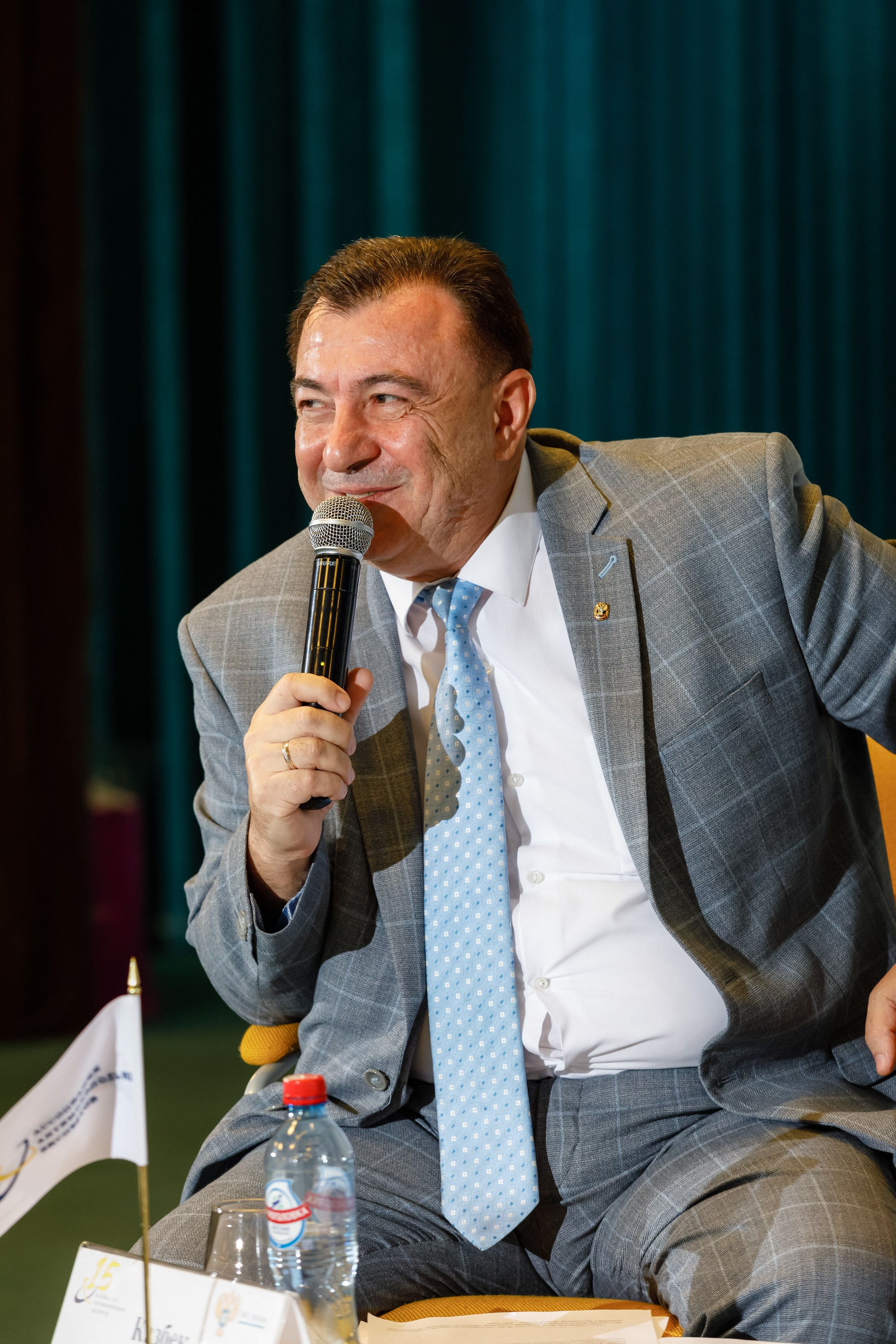 Конференция. COSMOS. Свадебный фотограф в Ярославле Анастасия Архипова