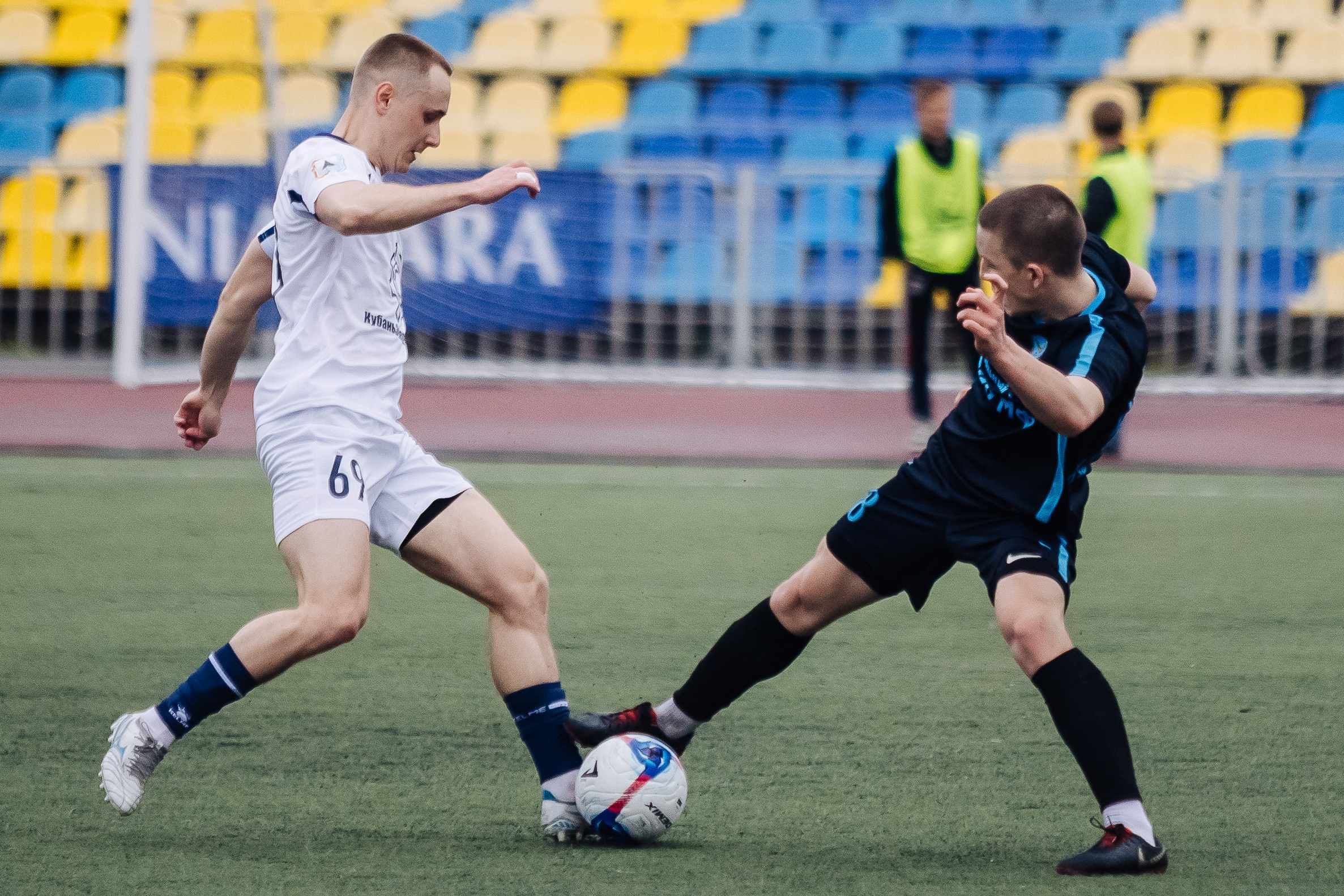 ФК «Металлург-Магнитогорск» — ФК «Триумф» // 03.05.25. Денис Прохоров Фотограф в г. Магнитогорск
