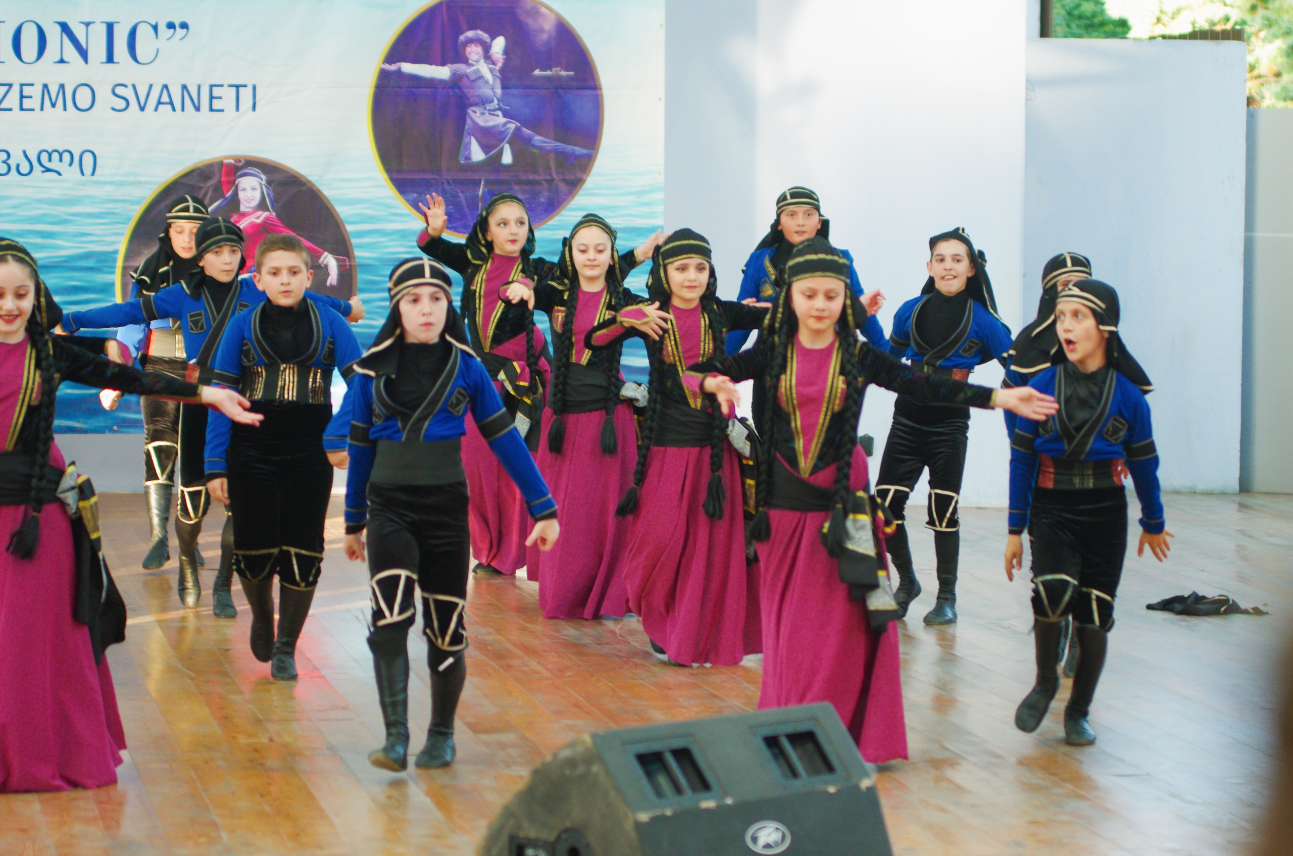 Кабулети Танцы. Портретный фотограф Денис Милютин