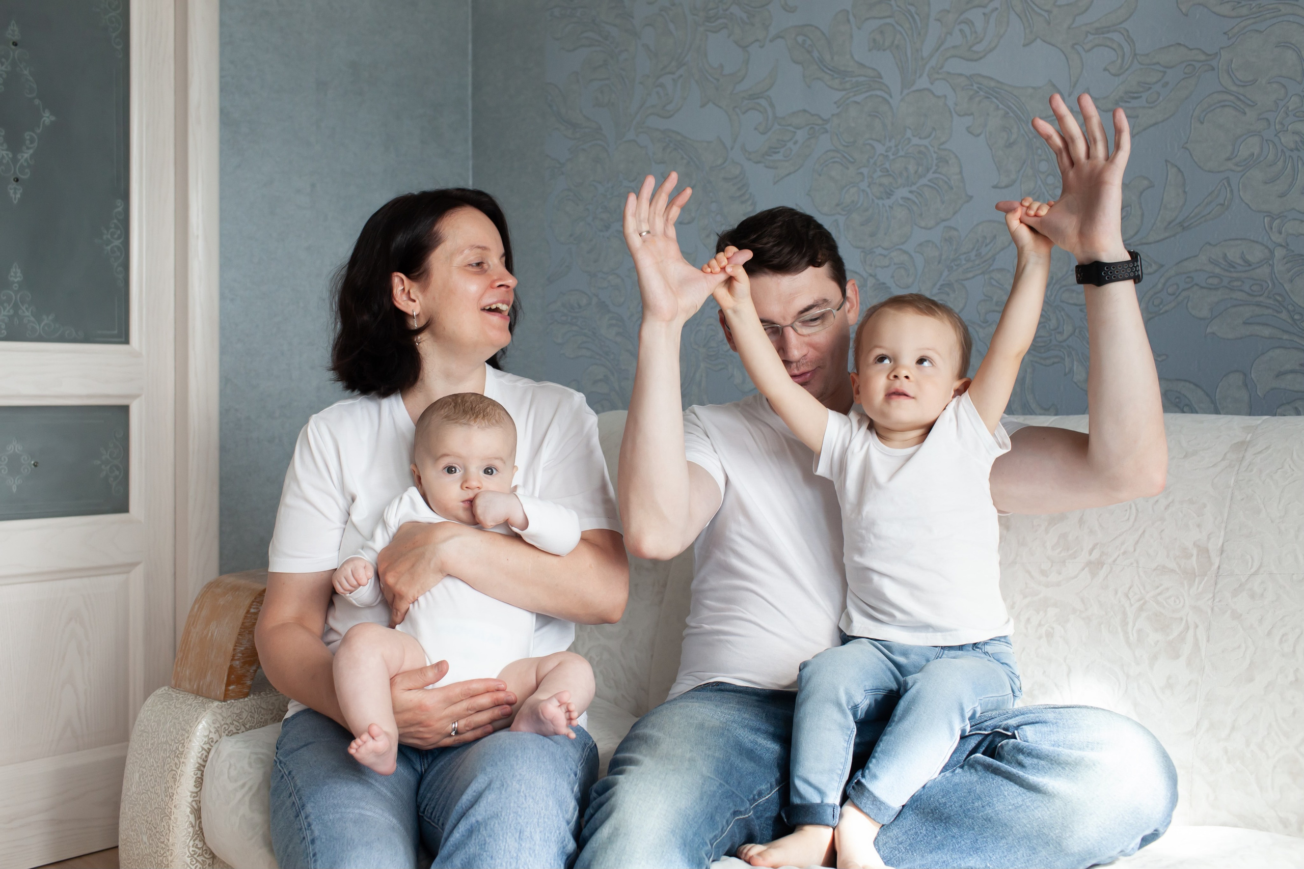 Домашняя съемка с детьми. Фотографы в Москве Светлана Устинова и Сергей Грачев