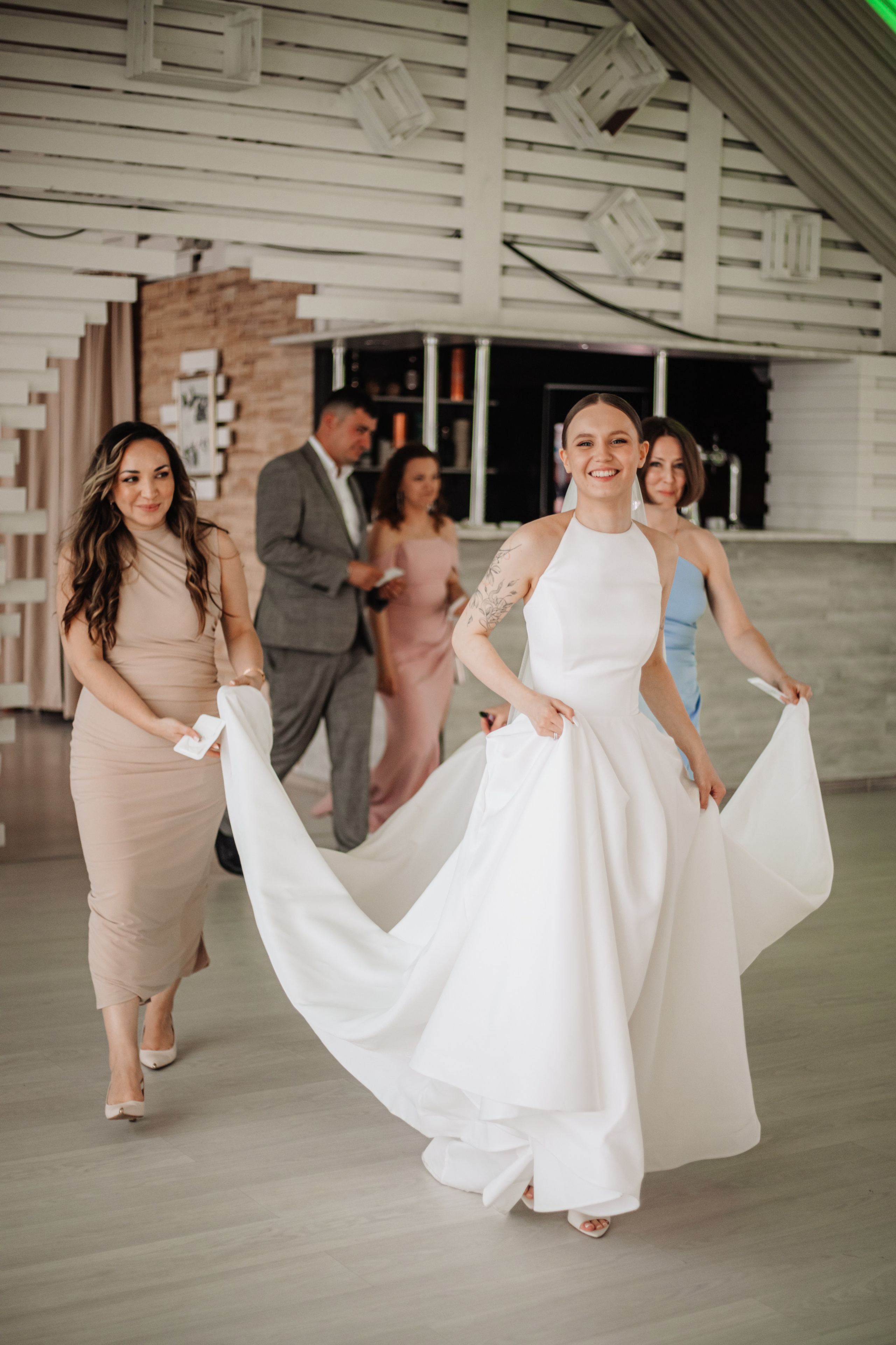 НА БЕРЕГУ НЕБА