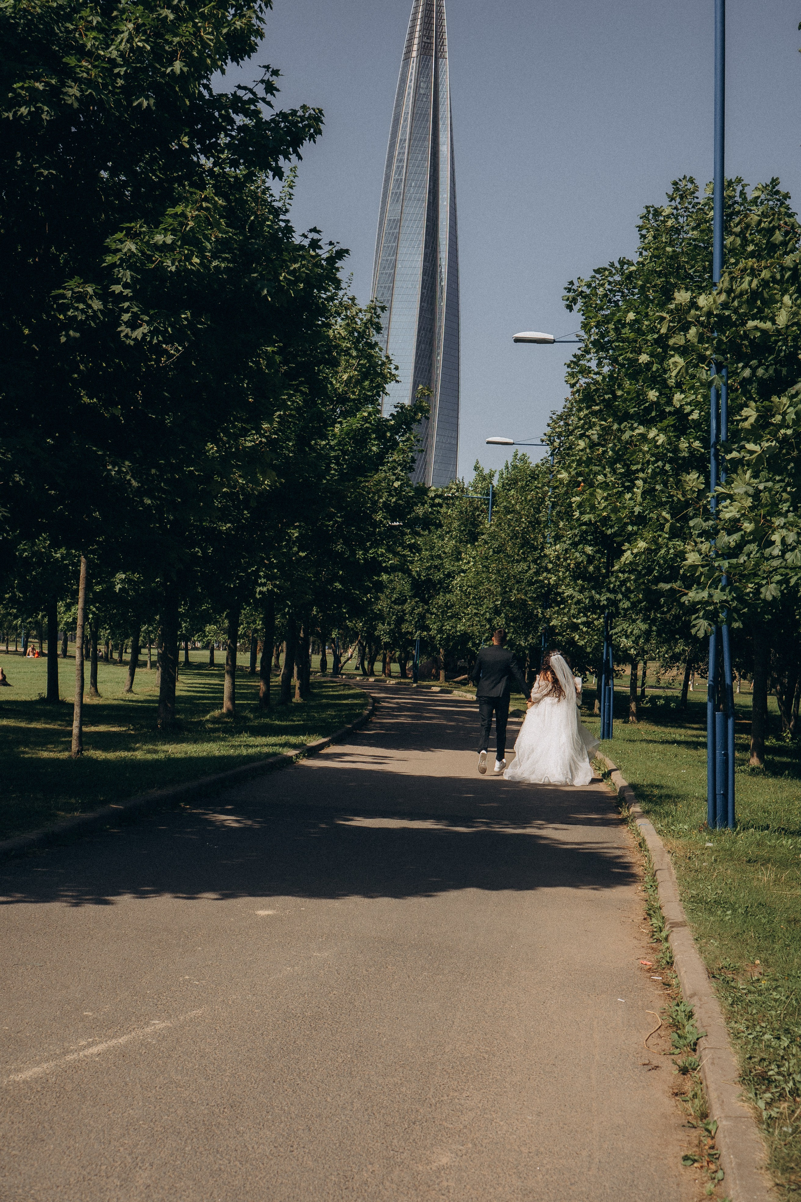 СВАДЕБНАЯ СЬЕМК В ПАРКЕ 300-ЛЕТИЯ. Профессиональный фотограф, Санкт-Петербург — Виктория Богомолова