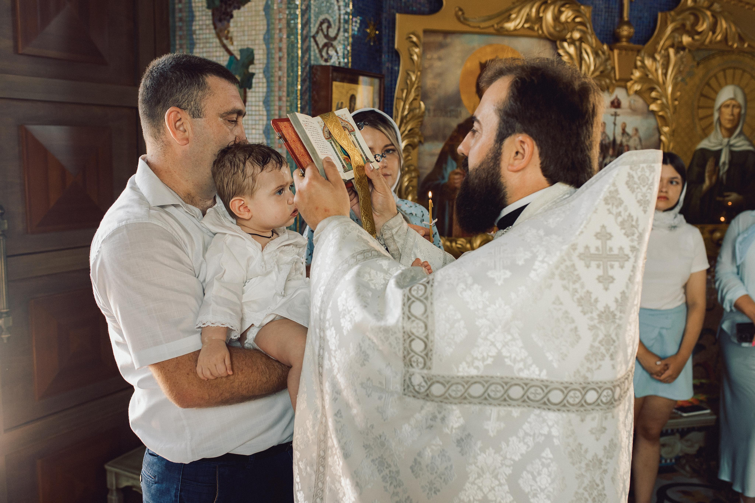 Крещение Льва