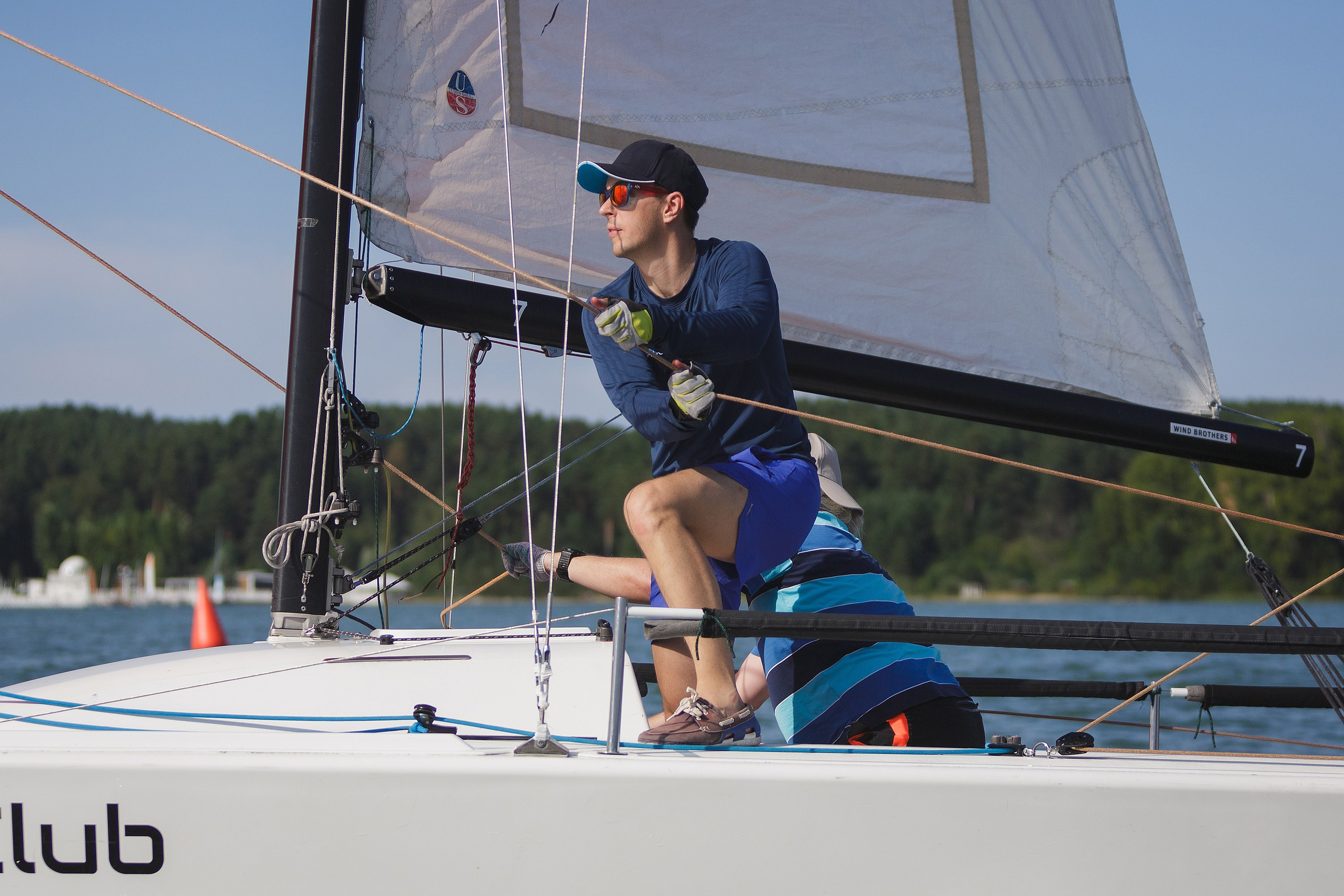 ЯХТИНГ. Roman Photo