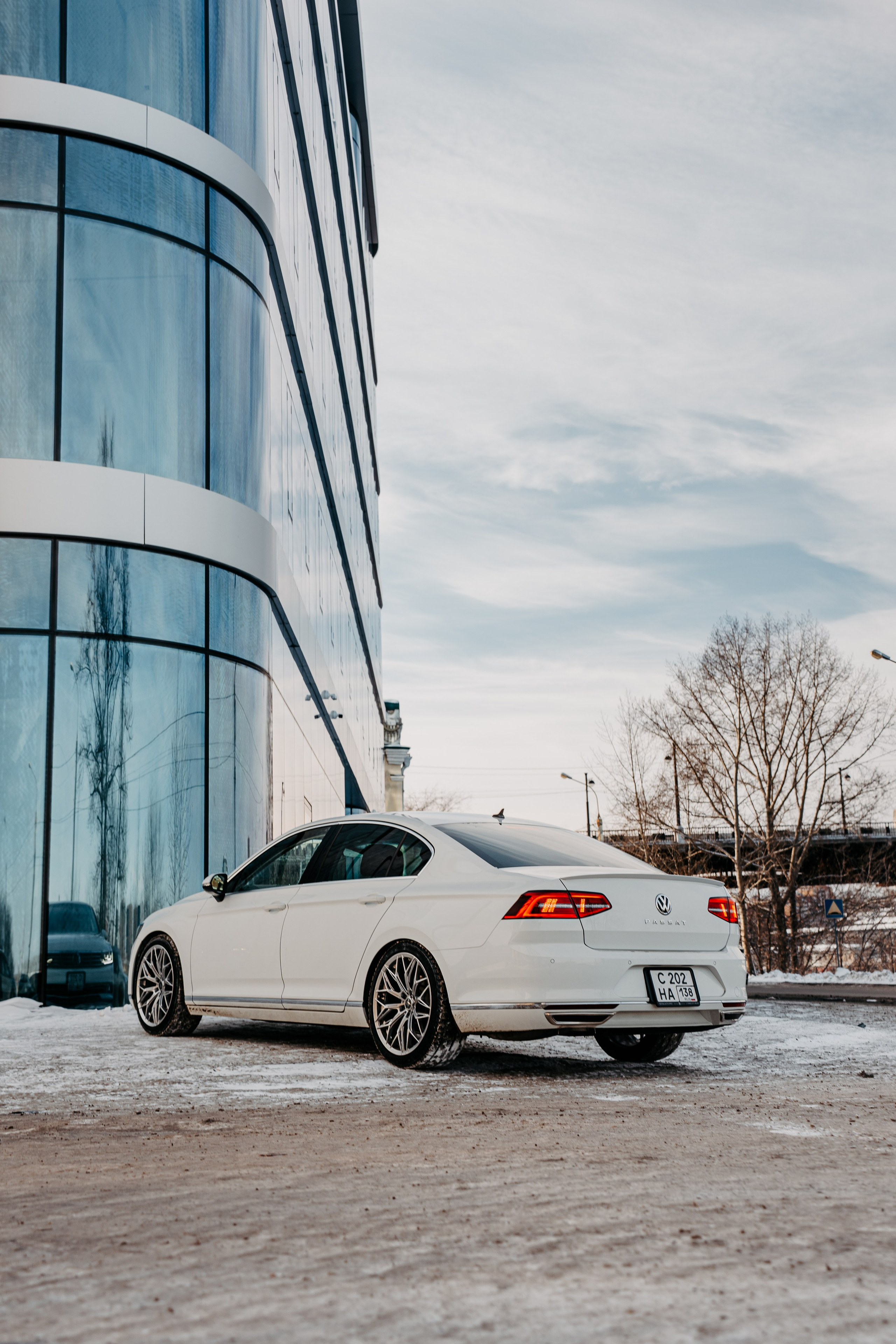 Volkswagen Passat. Фотограф, видеограф и пилот дрона на Байкале