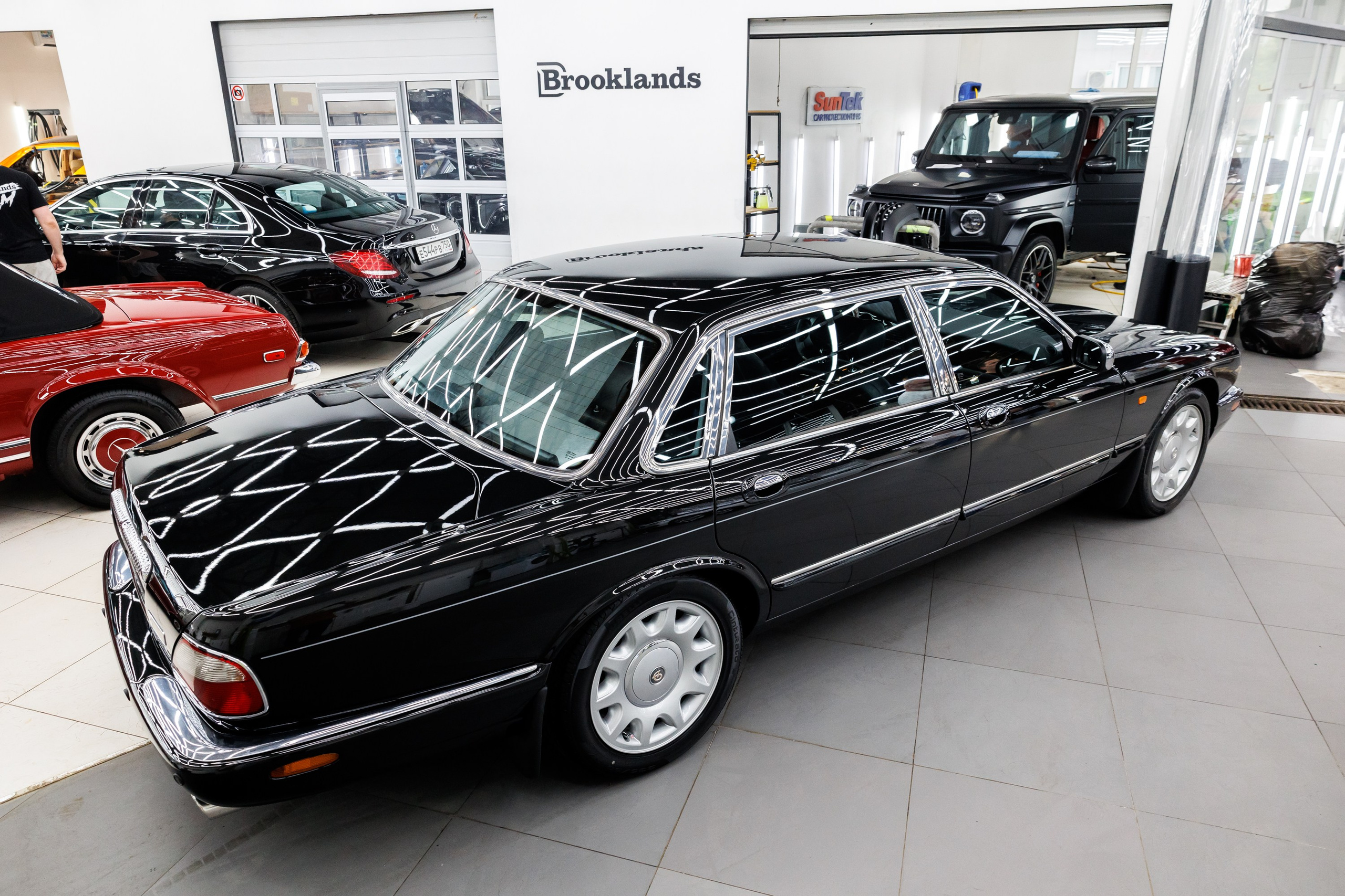 Автомобильная фотосъёмка Daimler Xj8. Фотограф Сергей Лукьянов @xapeton_photo Москва