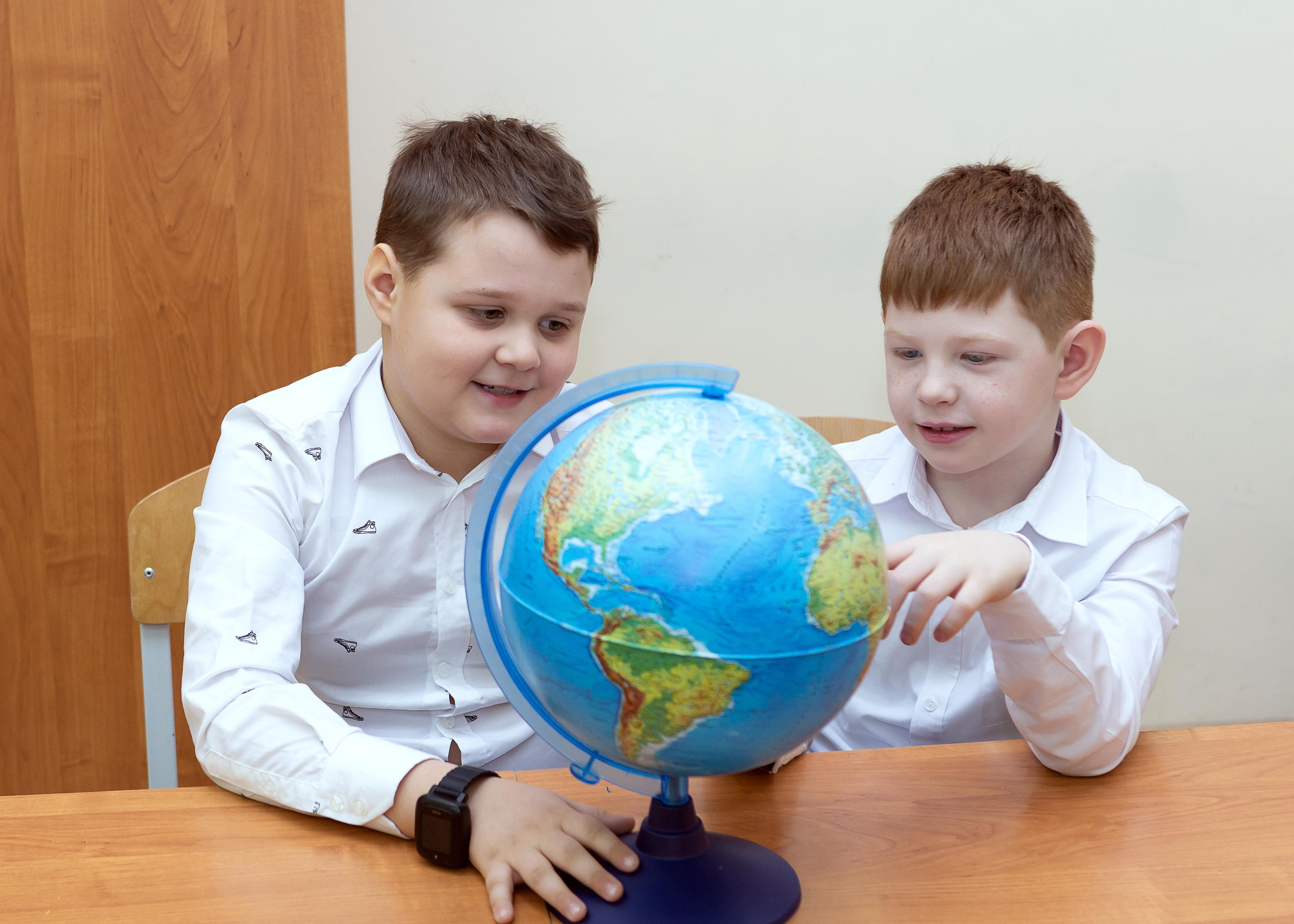 Гимназия № 7, г. Подольск. Выпускные альбомы и школьный фотограф в Подольске, Троицке, Щербинке, Москве и Московской области