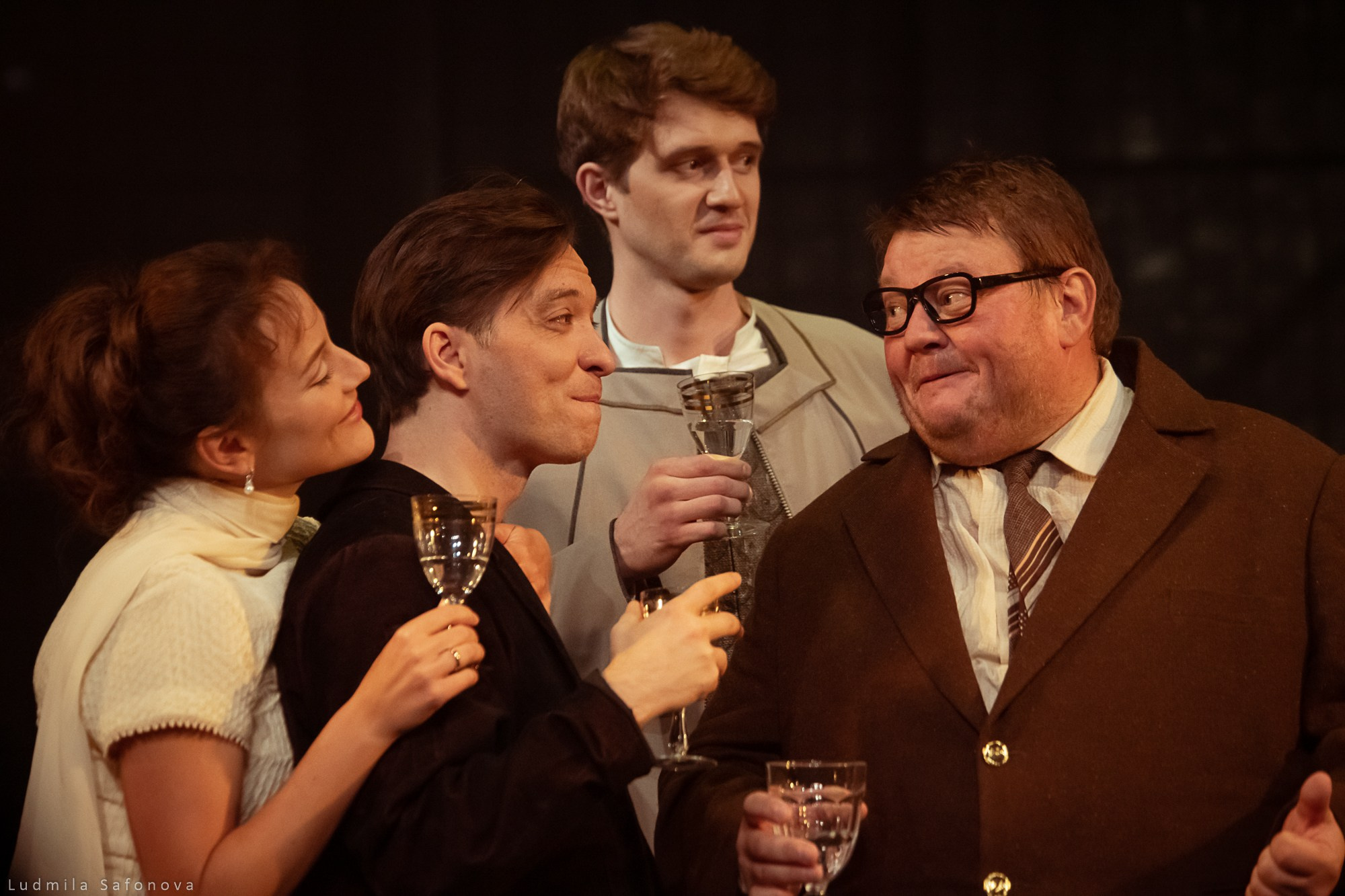 Утиная охота театр Вахтангова. Lucytheatre