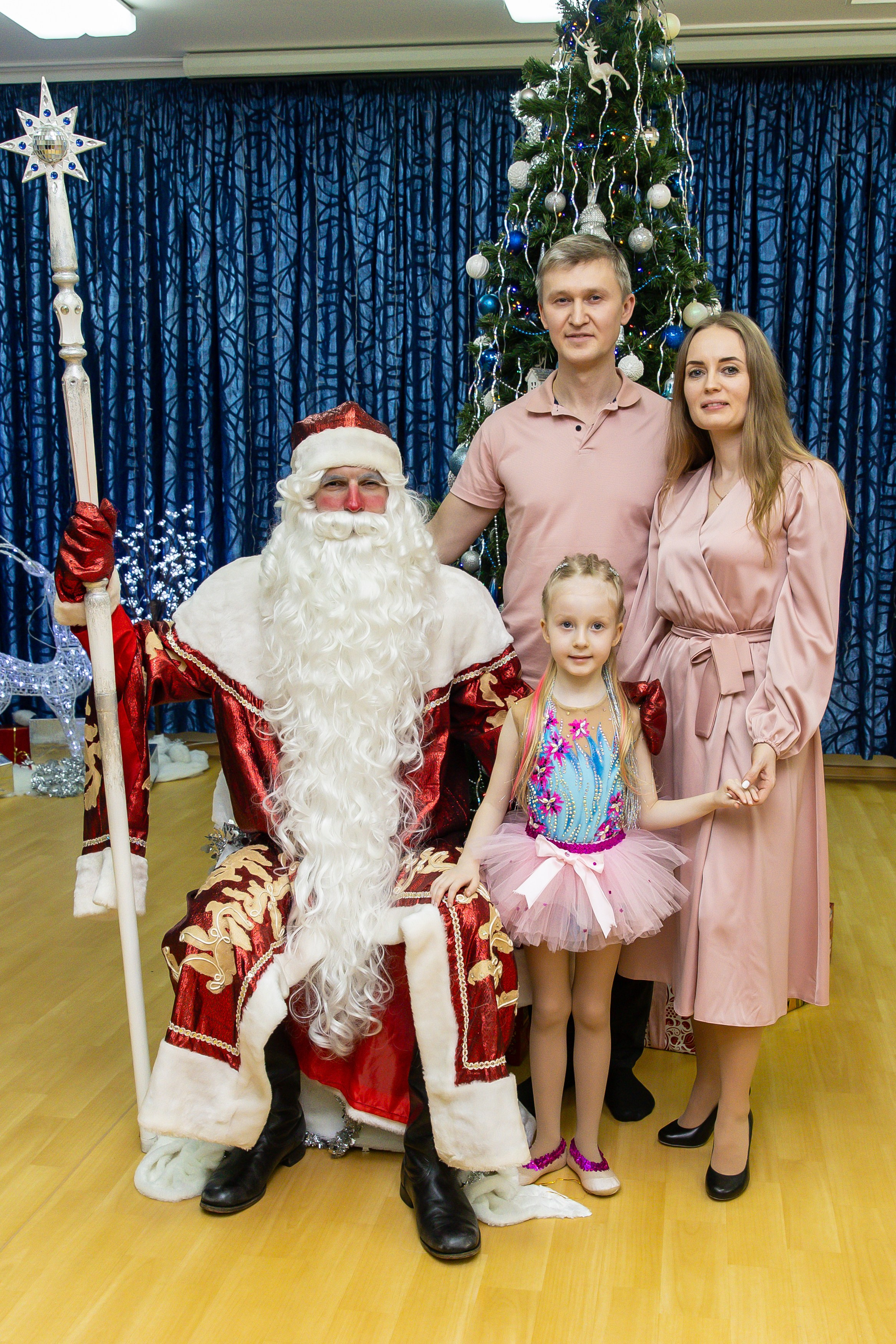 Фото и видео на выпускной в школе и детском саду. Свадебный, семейный видеограф и фотограф в Екатеринбурге Николай Рыков