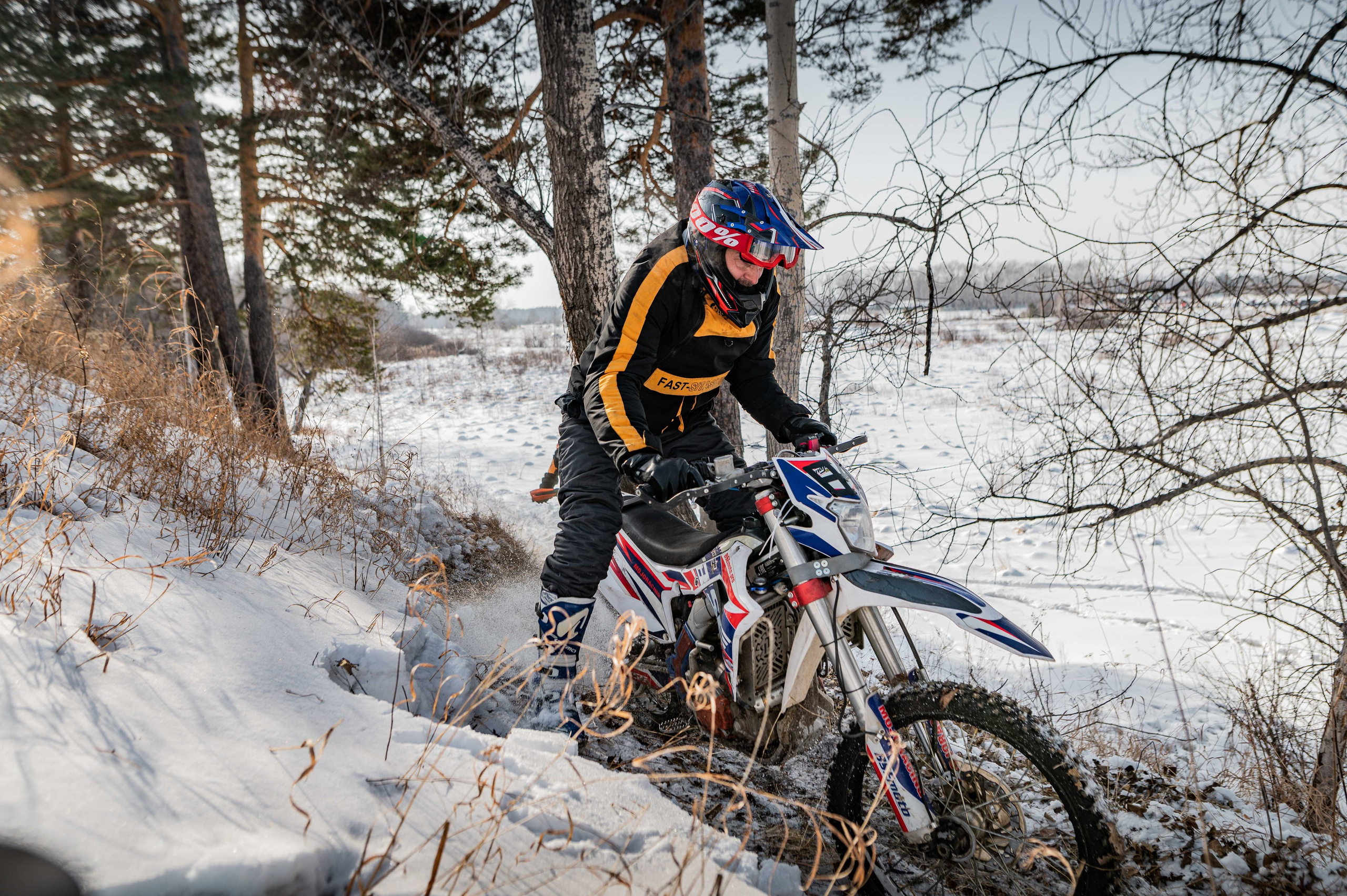 Мотокросс 23.02.2024. Портретный фотограф в Ангарске Артём Иванов