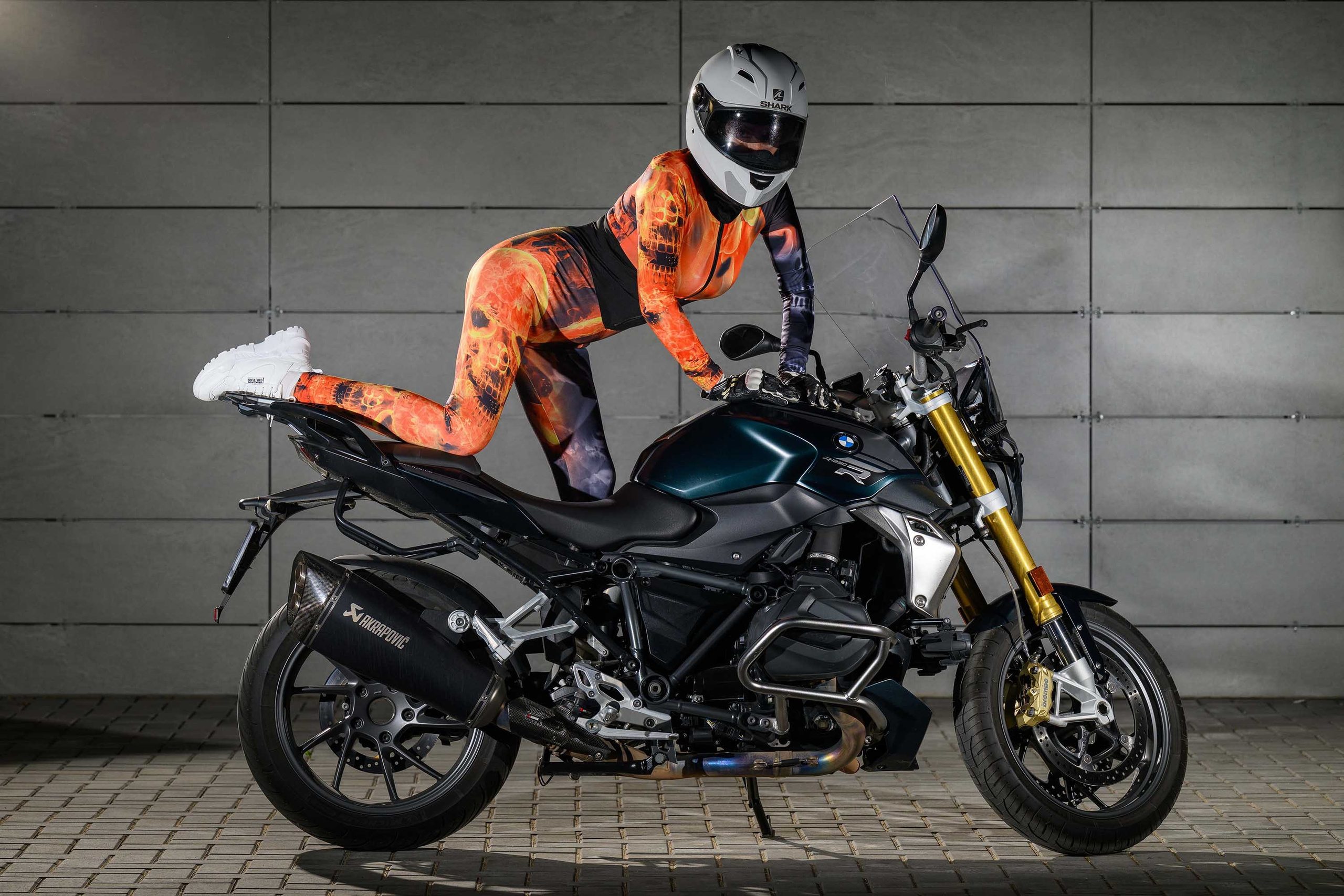 Фотосессии с мотоциклами. Спортивный и женский фотограф и видеограф в Завидово и Конаково Андрей Герасимов