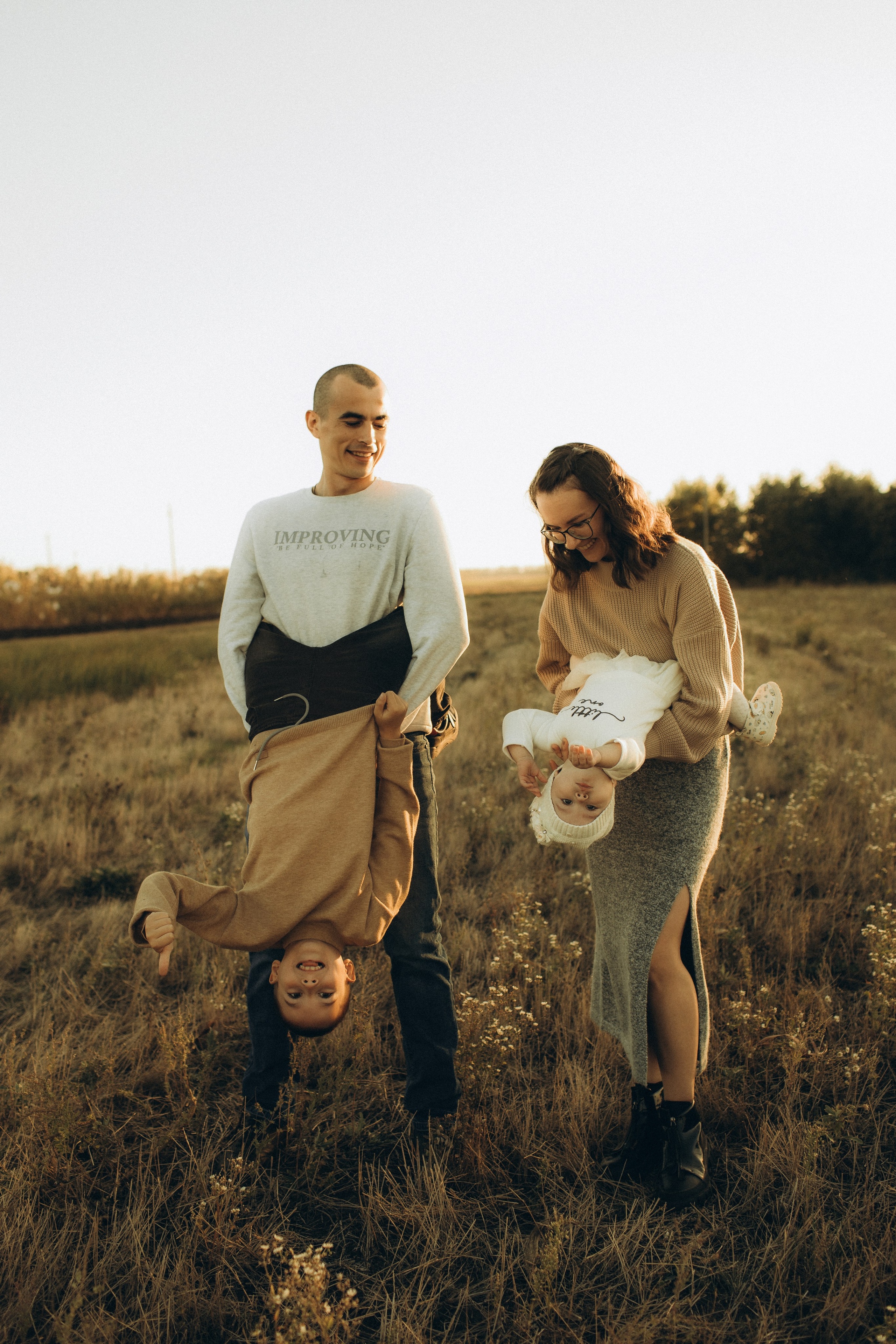 Юлия прогулка в поле. Александра Ниценко СЕМЕЙНЫЙ ФОТОГРАФ ИЗ СТАВРОПОЛЯ