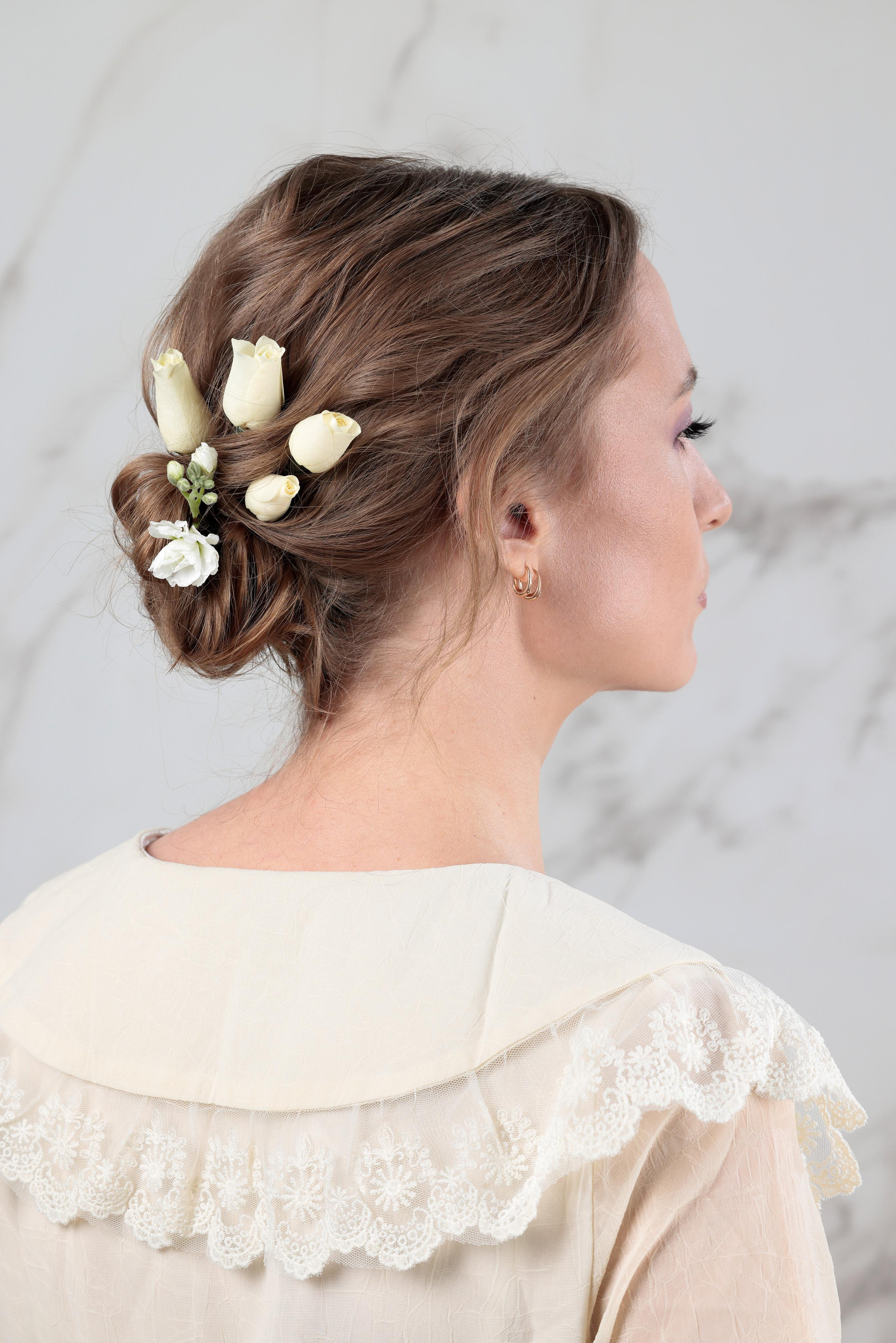 венок на свадьбу. венок из цветов. украшение в волосы. украшение волос.