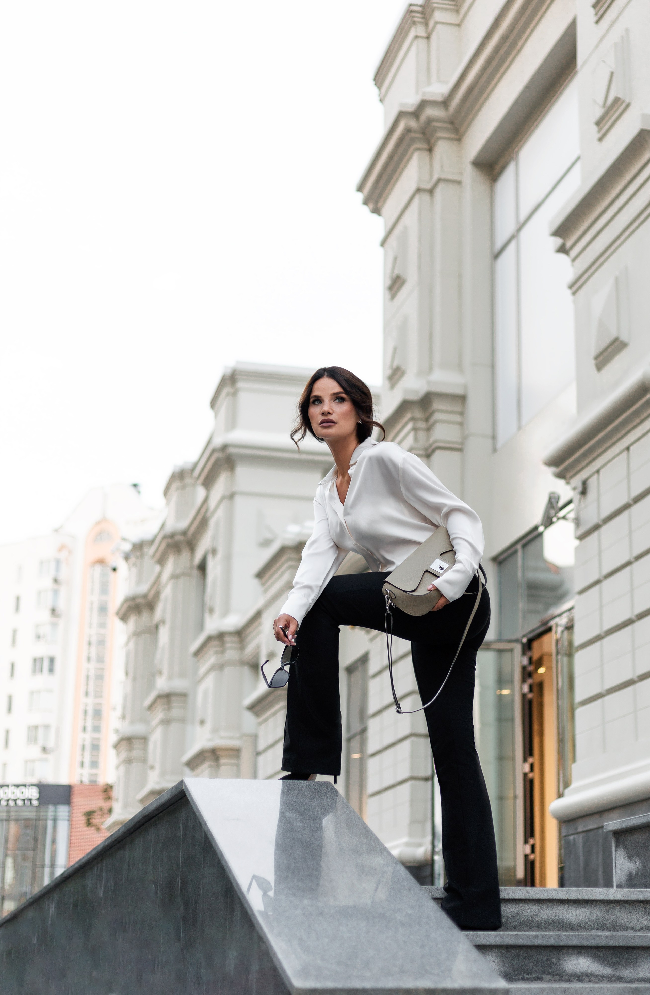 Женский портрет на природе. Женский и семейный фотограф в Екатеринбурге Маша Пруц