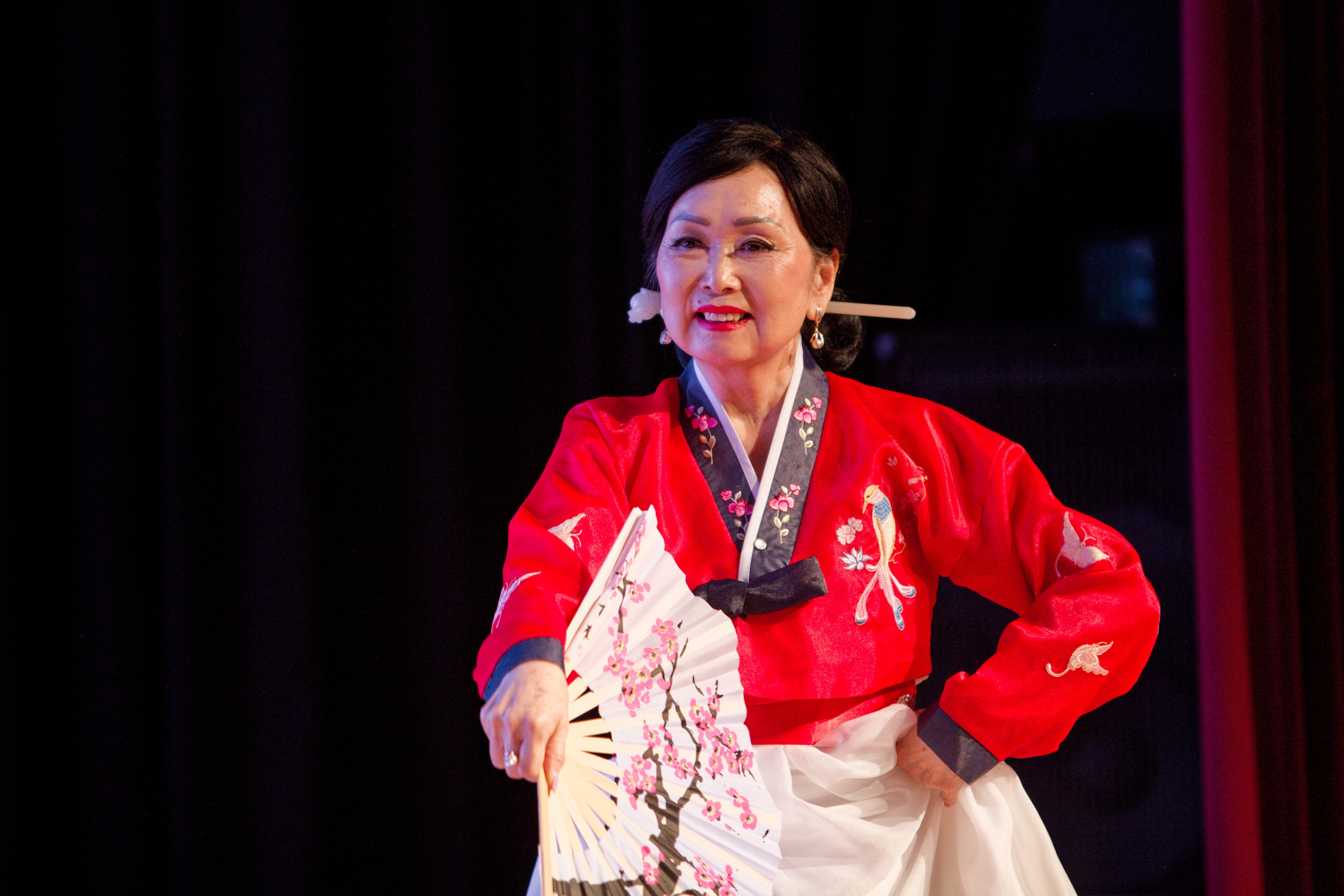 Новый Год по лунному календарю. Кутузов Евгений Фотограф в Южно-Сахалинске