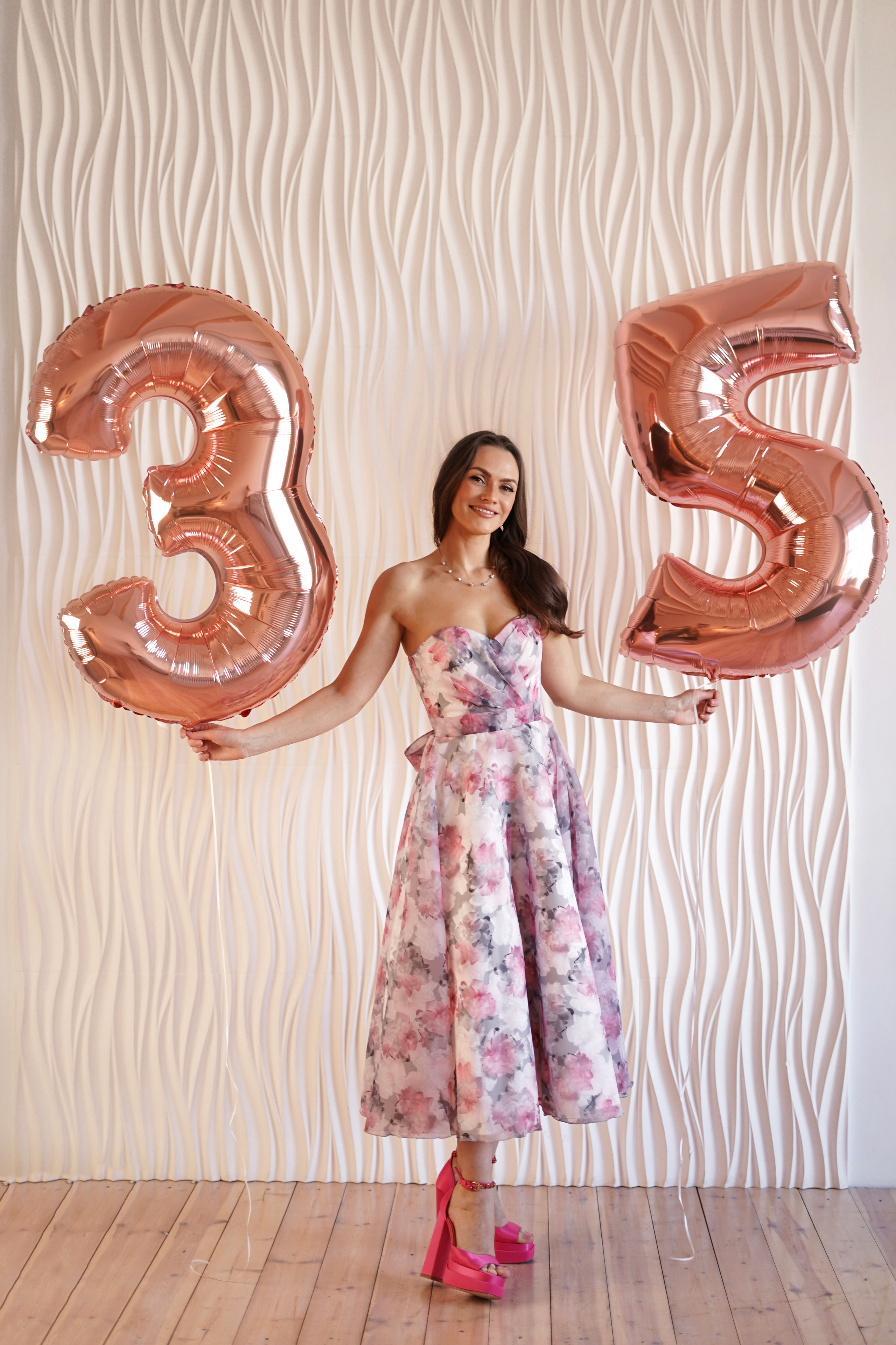 Виктория. Главная