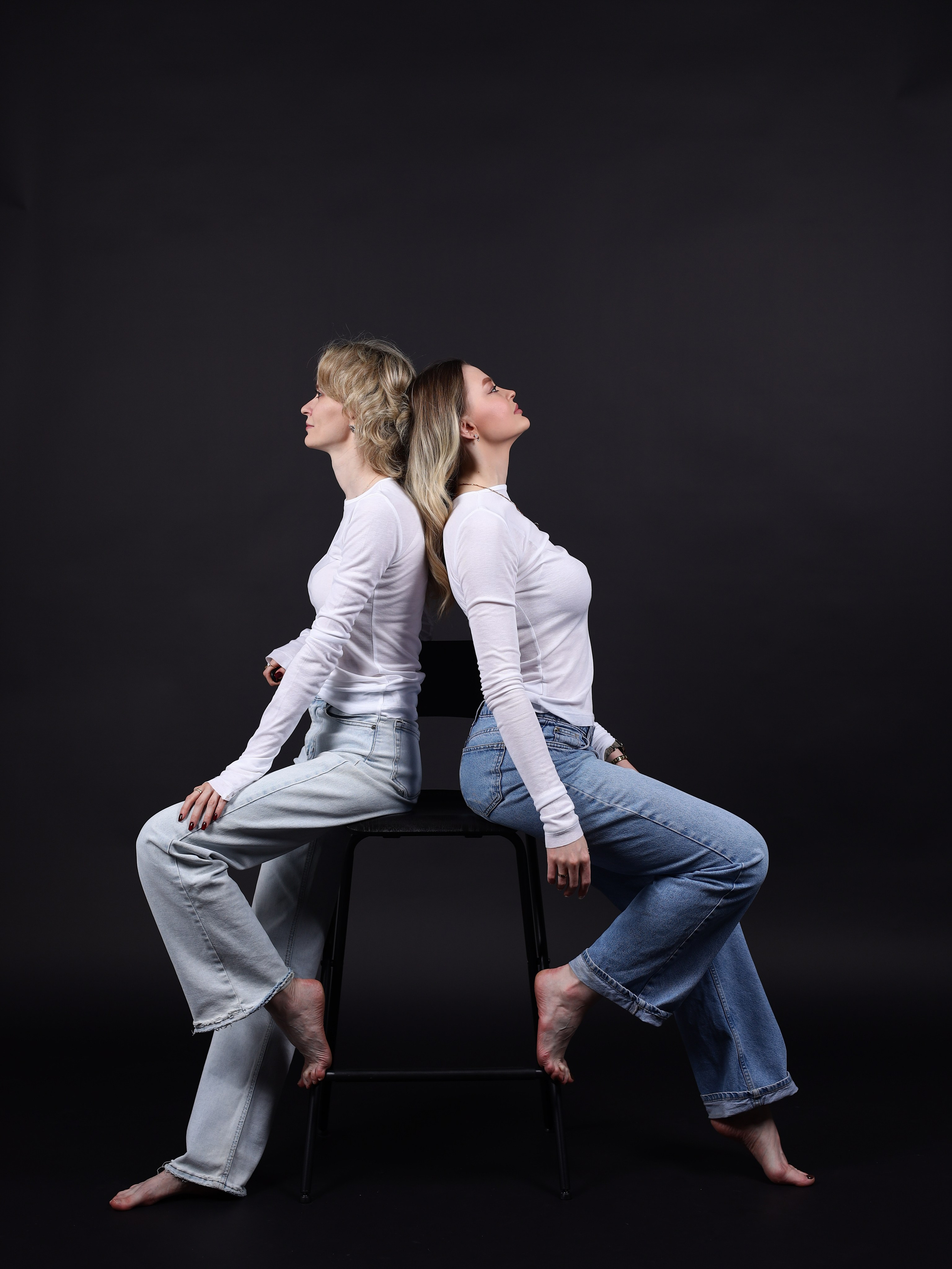 Дарья и Анна. Фотостудия без фотографа Чехов. Первая студия автопортрета в Чехове