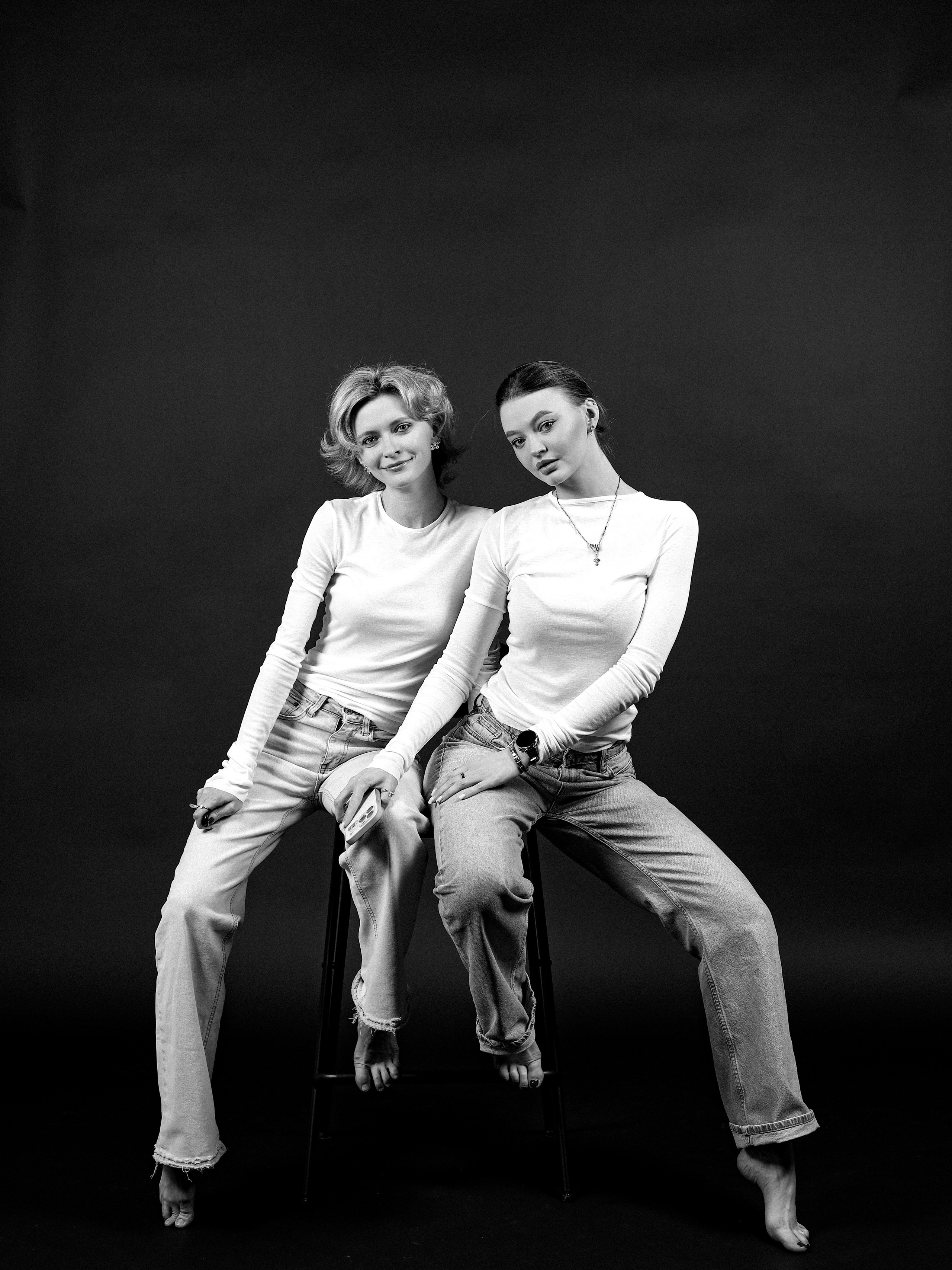 Дарья и Анна. Фотостудия без фотографа Чехов. Первая студия автопортрета в Чехове