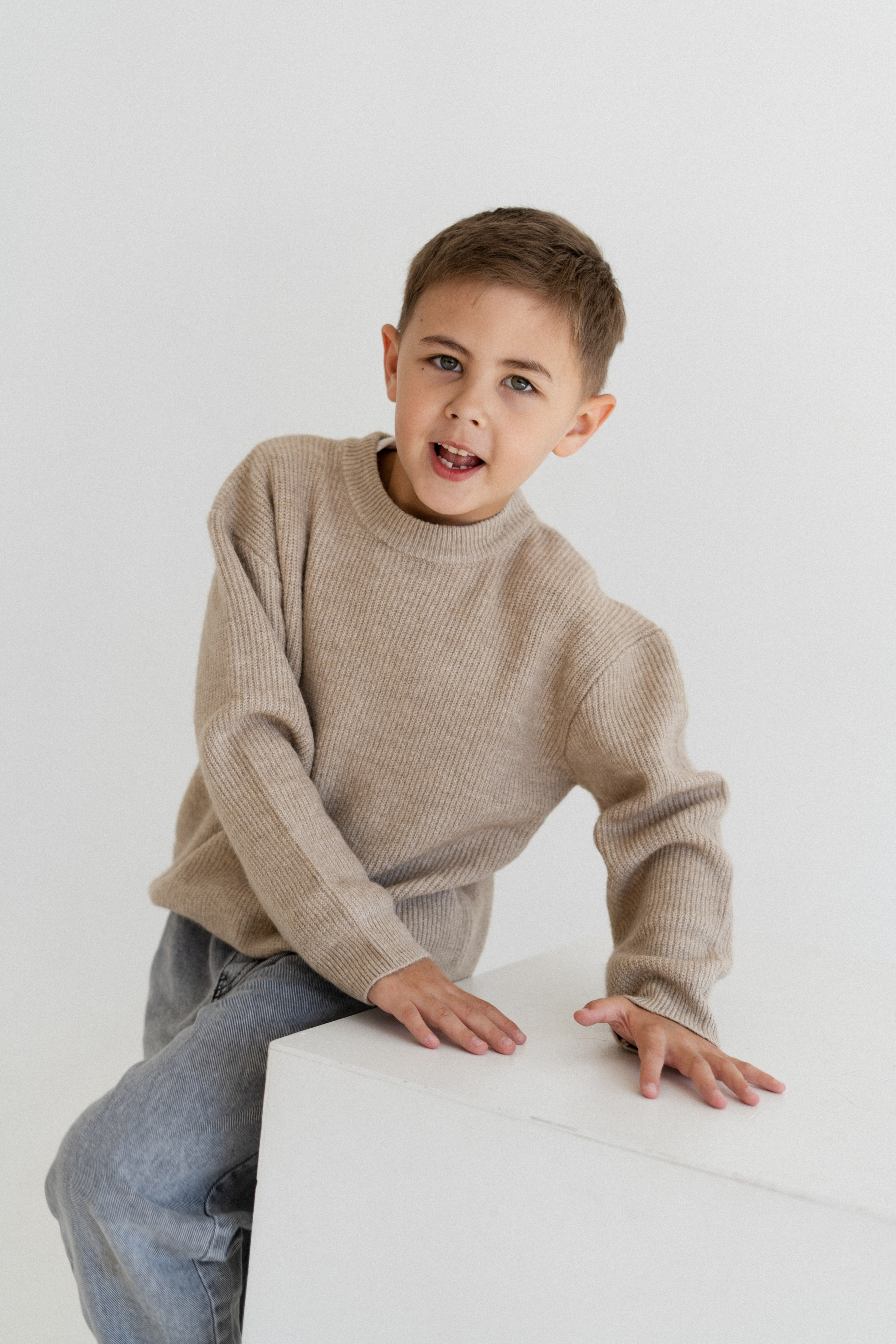 Оля, Артемий, Вера. Главная