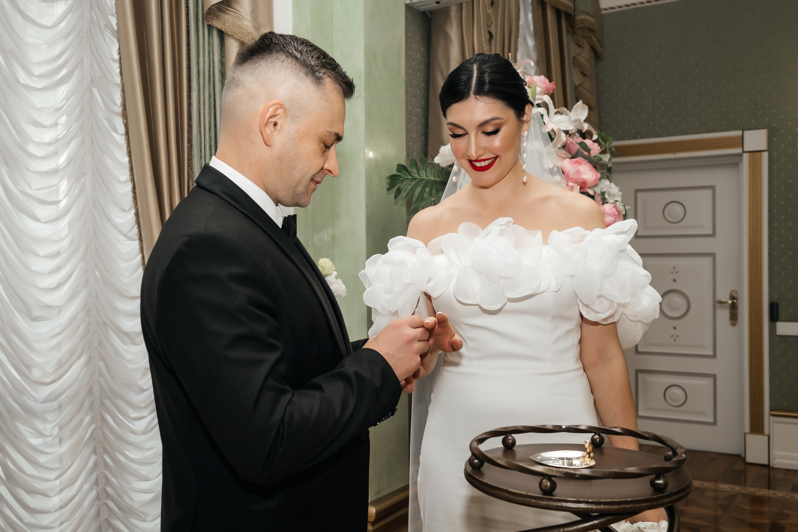 Свадебная фотография. Женский и свадебный фотограф в Тюмени