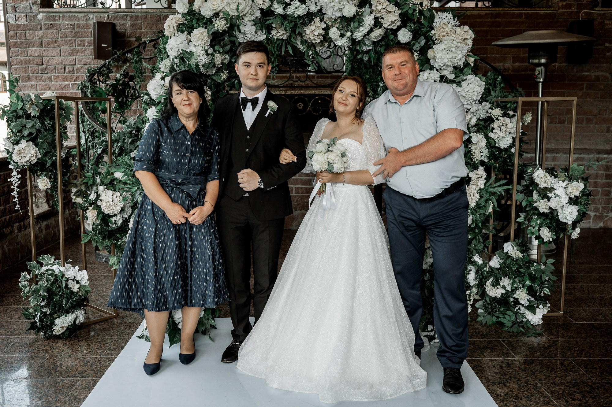 Вячеслав и Екатерина. Свадебный фотограф в Тюмени Анастасия Конева