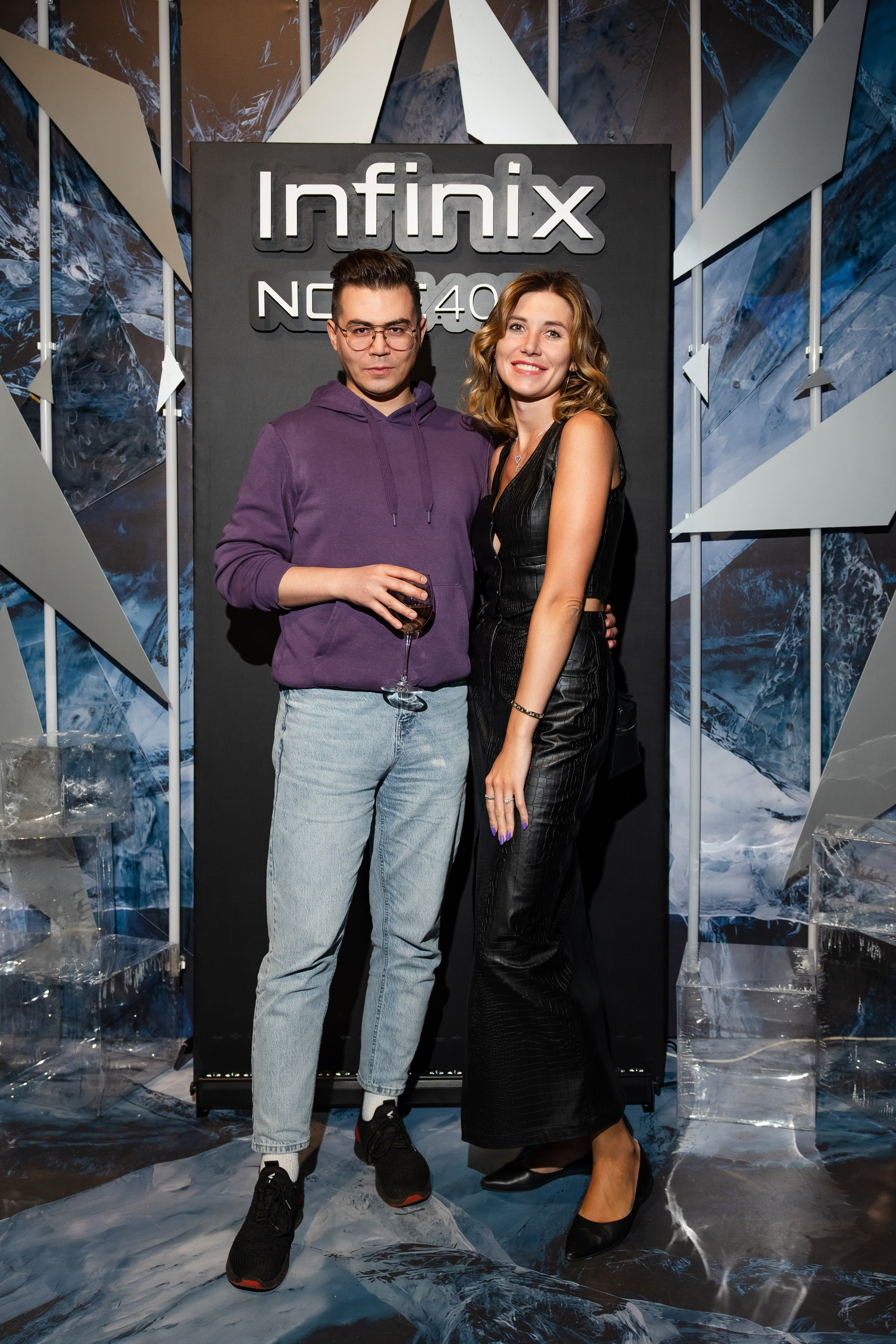 Презентация Infinix. Свадебный репортажный фотограф в Москве