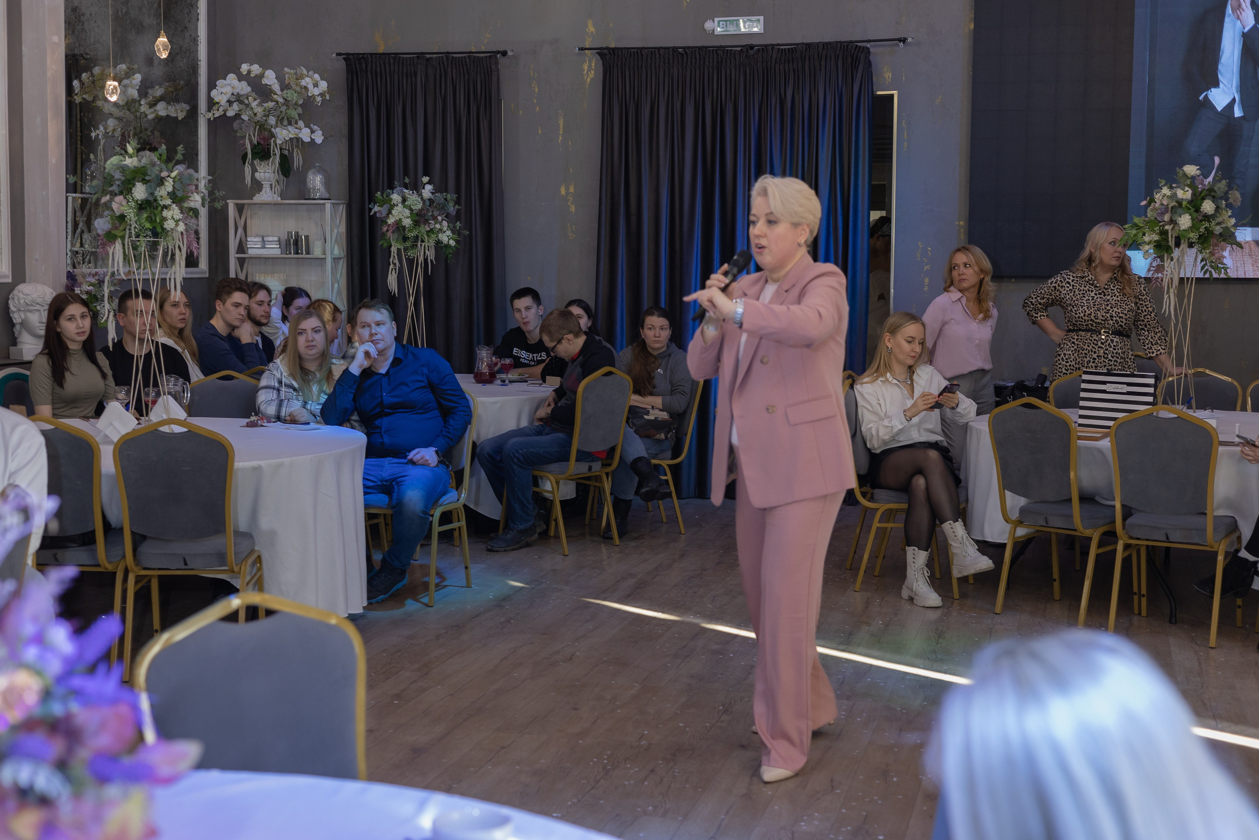 Свадебное чаепитие для молодоженов