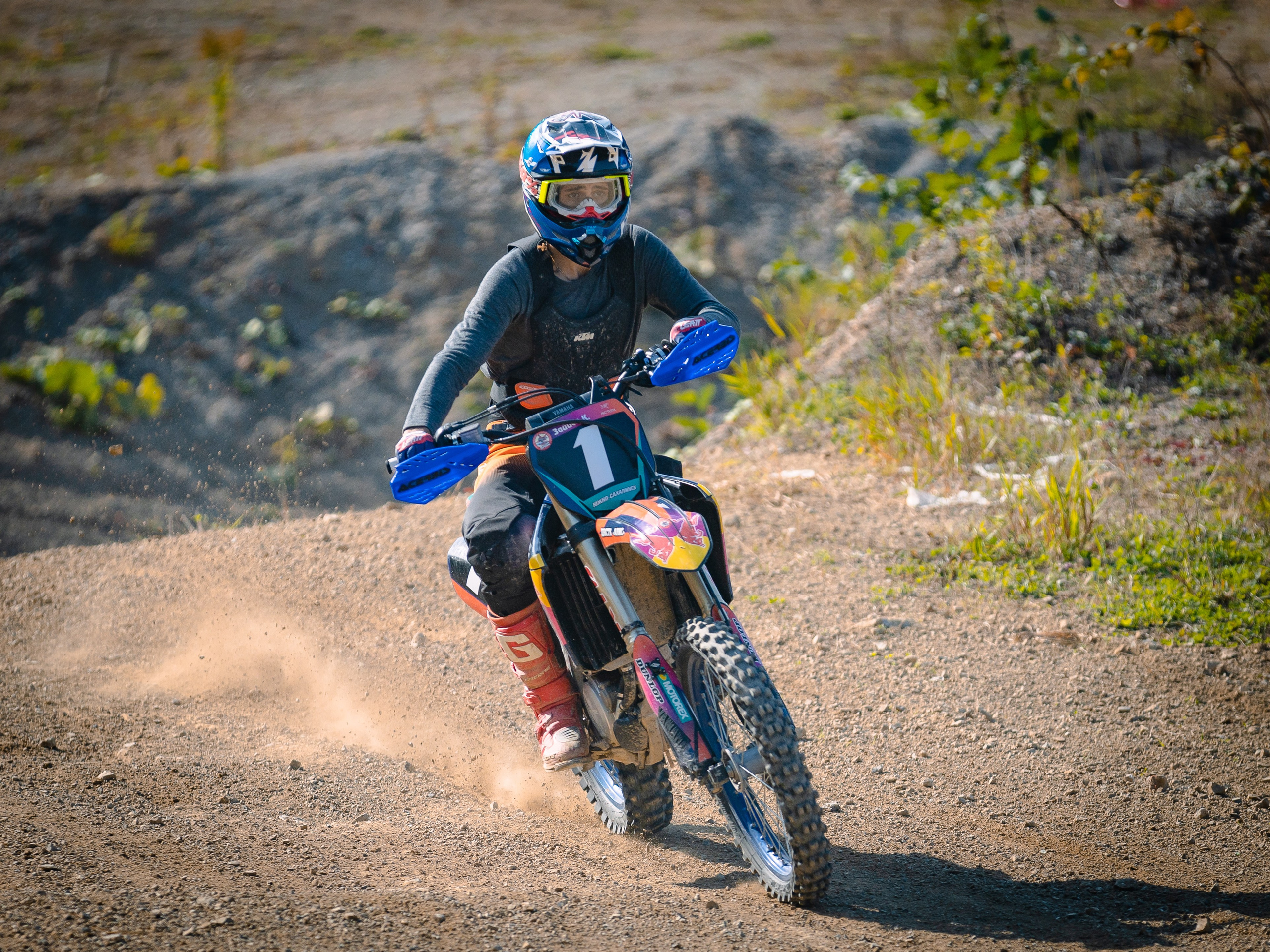 Мотофестиваль OPR (Open Pit Race) 2025. Фотограф. г. Южно-Сахалинск. Олег Толстов