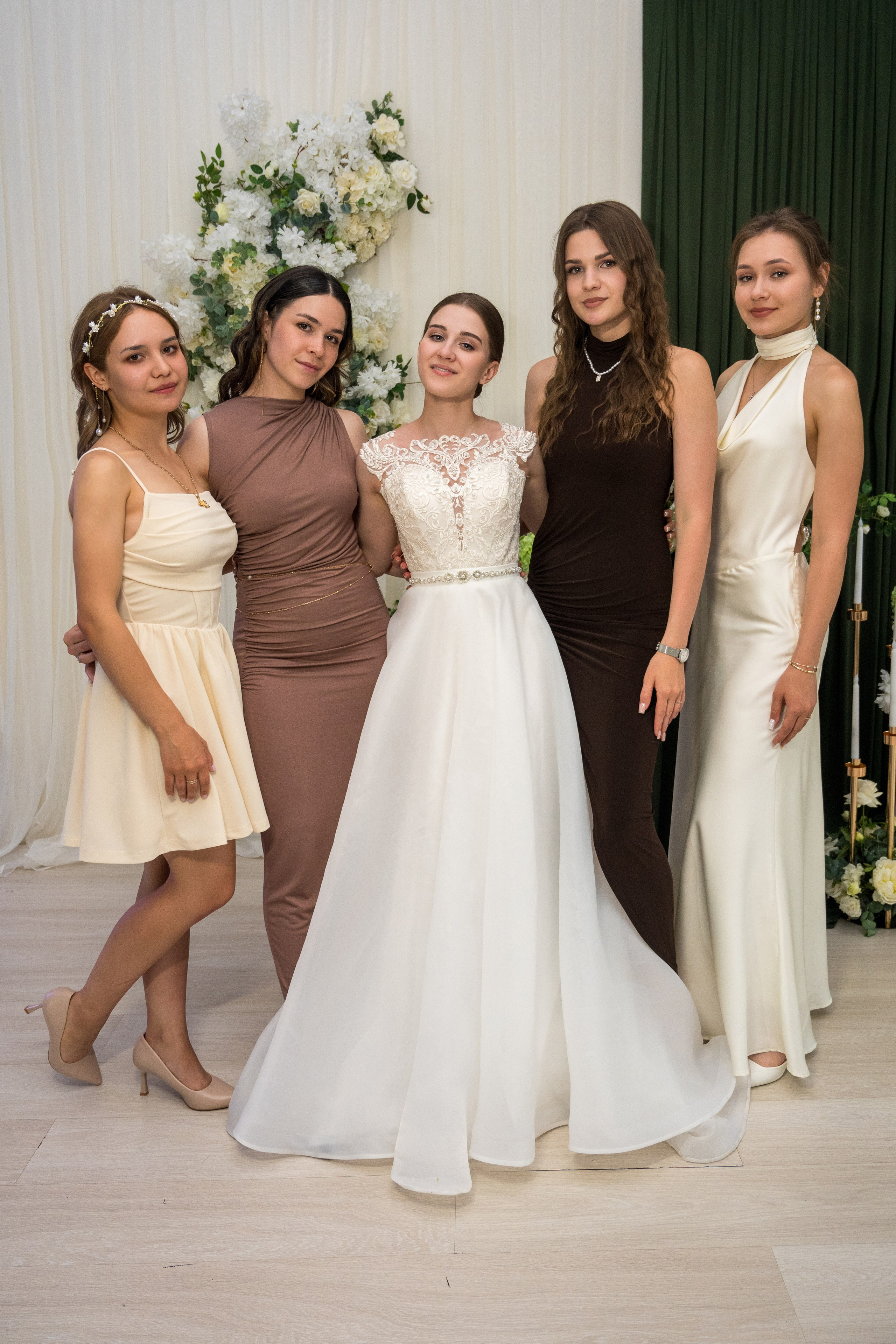 Данила & Олеся. Семейный и контент фотограф в Москве Alira