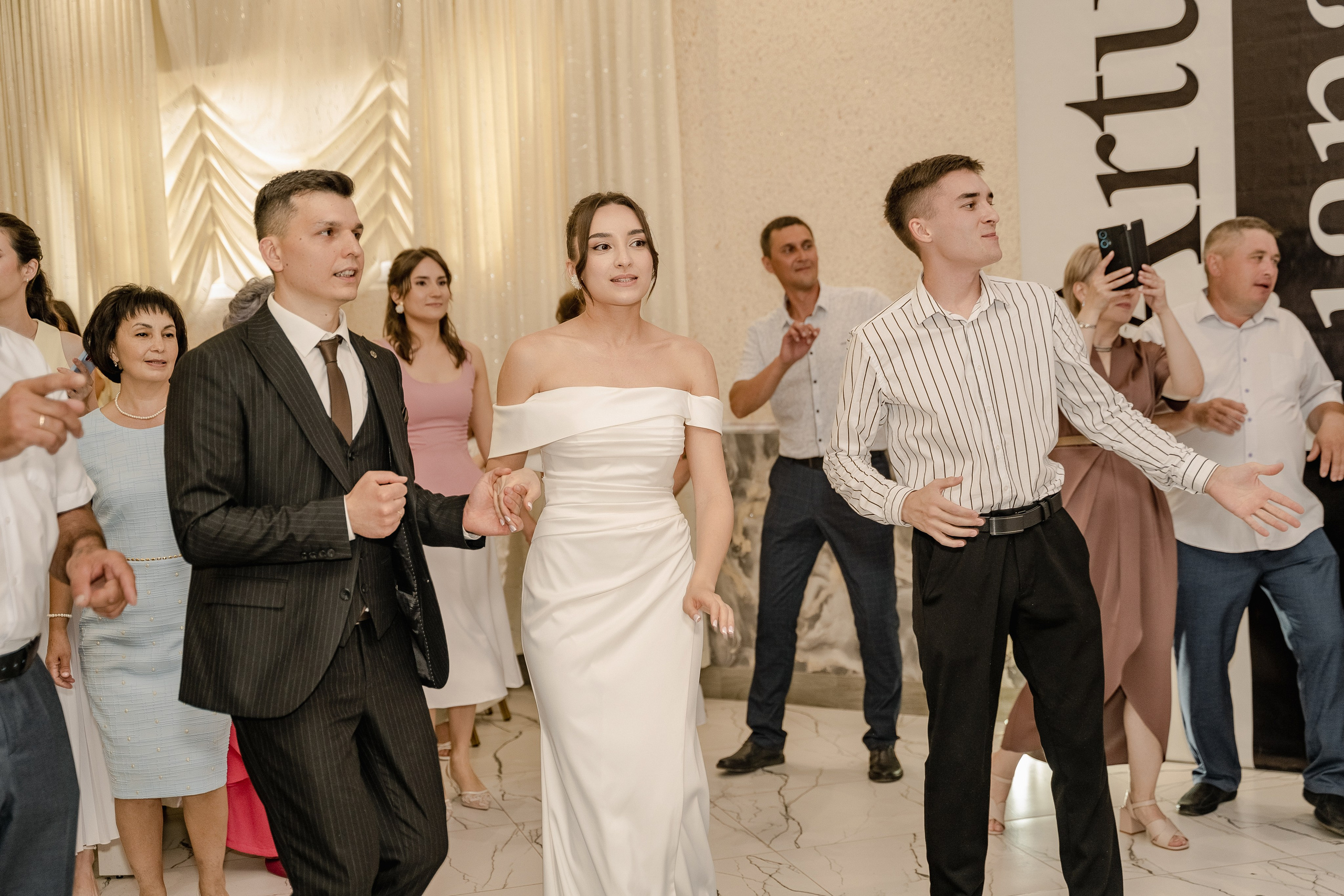 Артур и Лиана. Свадебный семейный фотограф Ксения Божко Уфа Раевка никах в Нарыстау