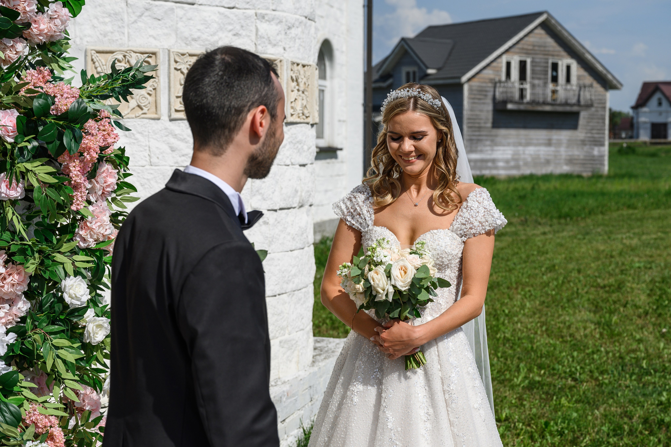 Свадьба шатер Город мастеров — Русская сказка. Свадебный фотограф Москва Юрий Кульман