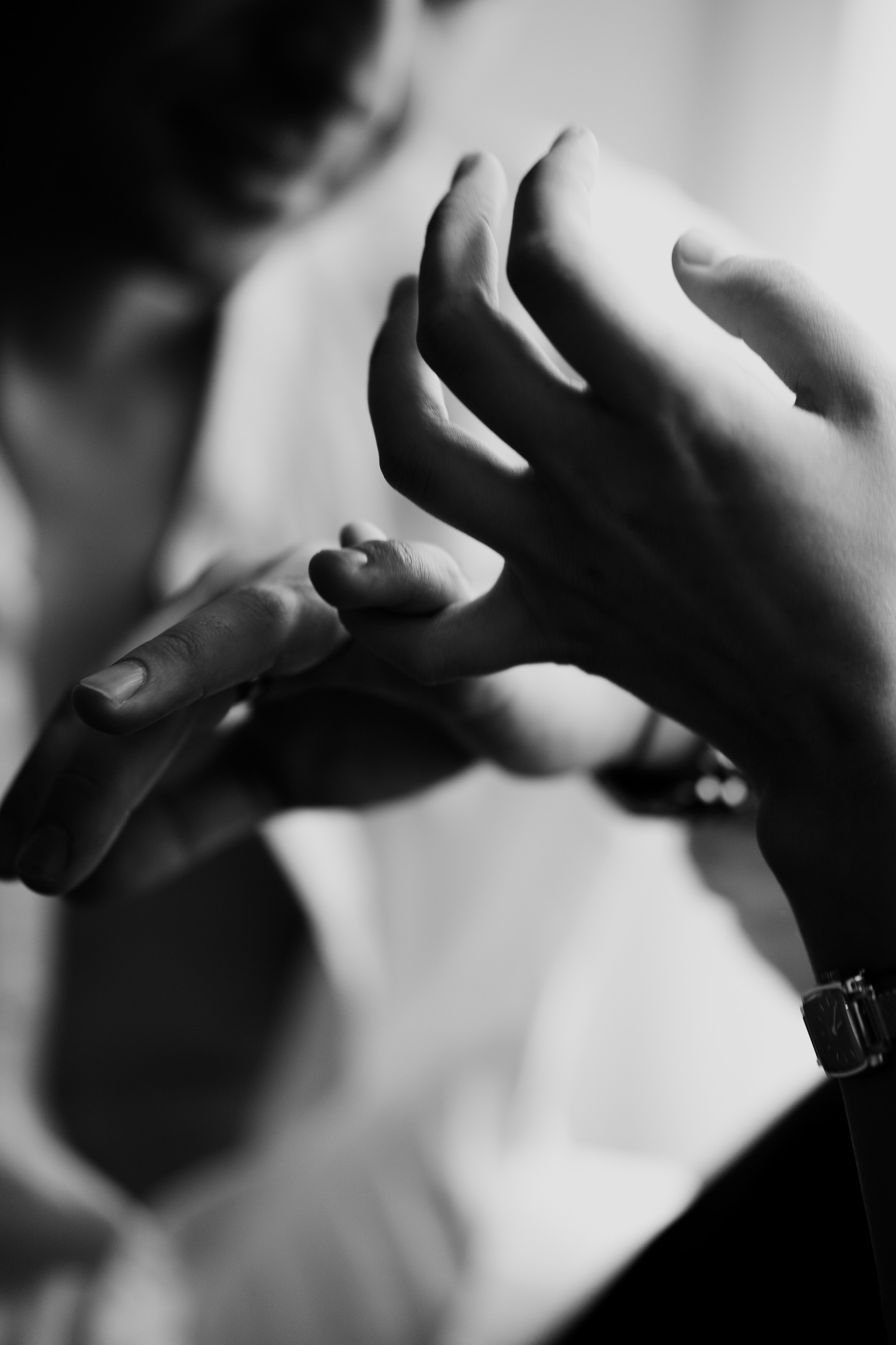 I am Diana, a portrait photographer. I take pictures around the world