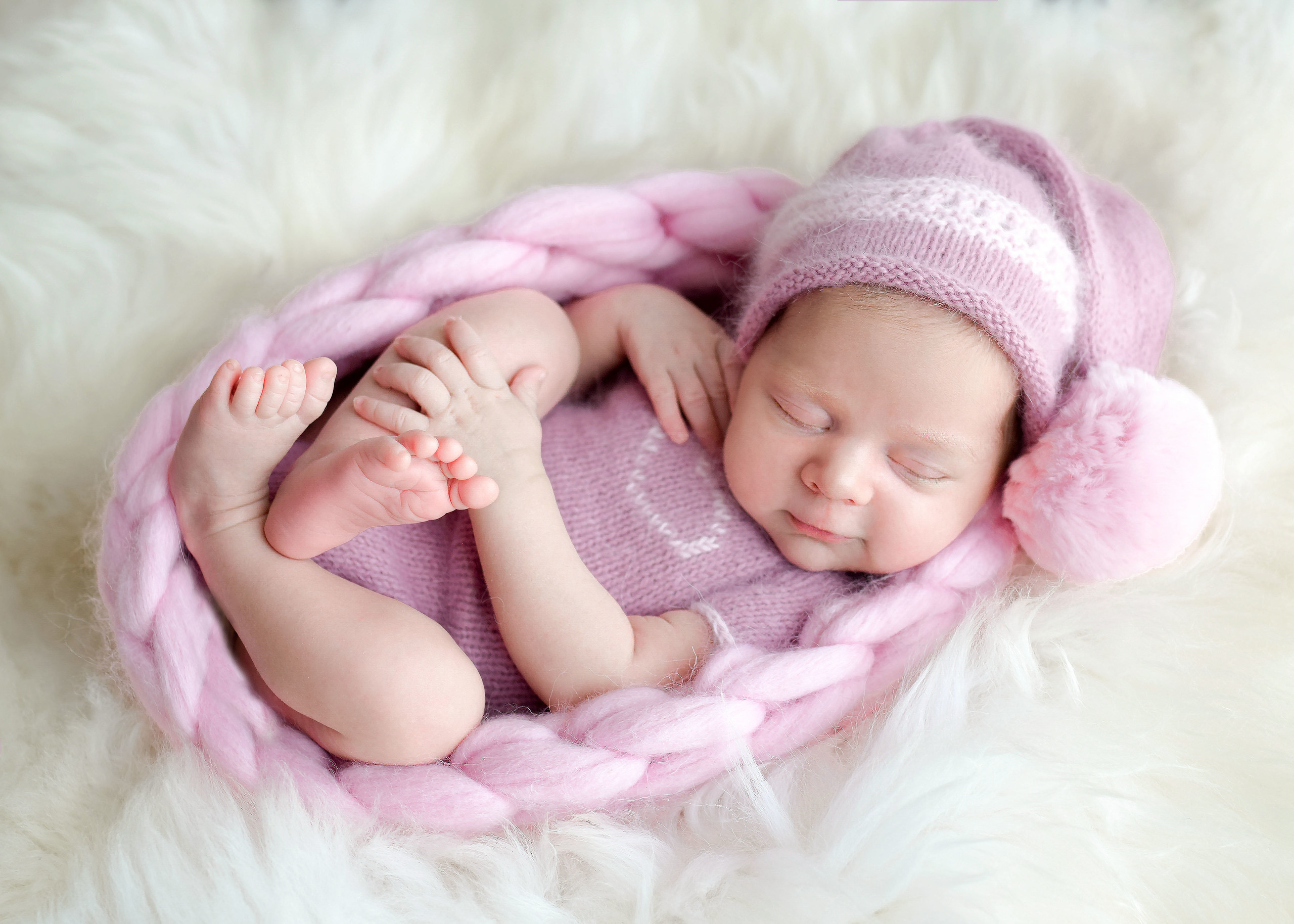 новорожденный , съемка новорожденного , фотосессия новорожденного съемка до 14 дней от рождения , роды, первая фотосессия малыша ,