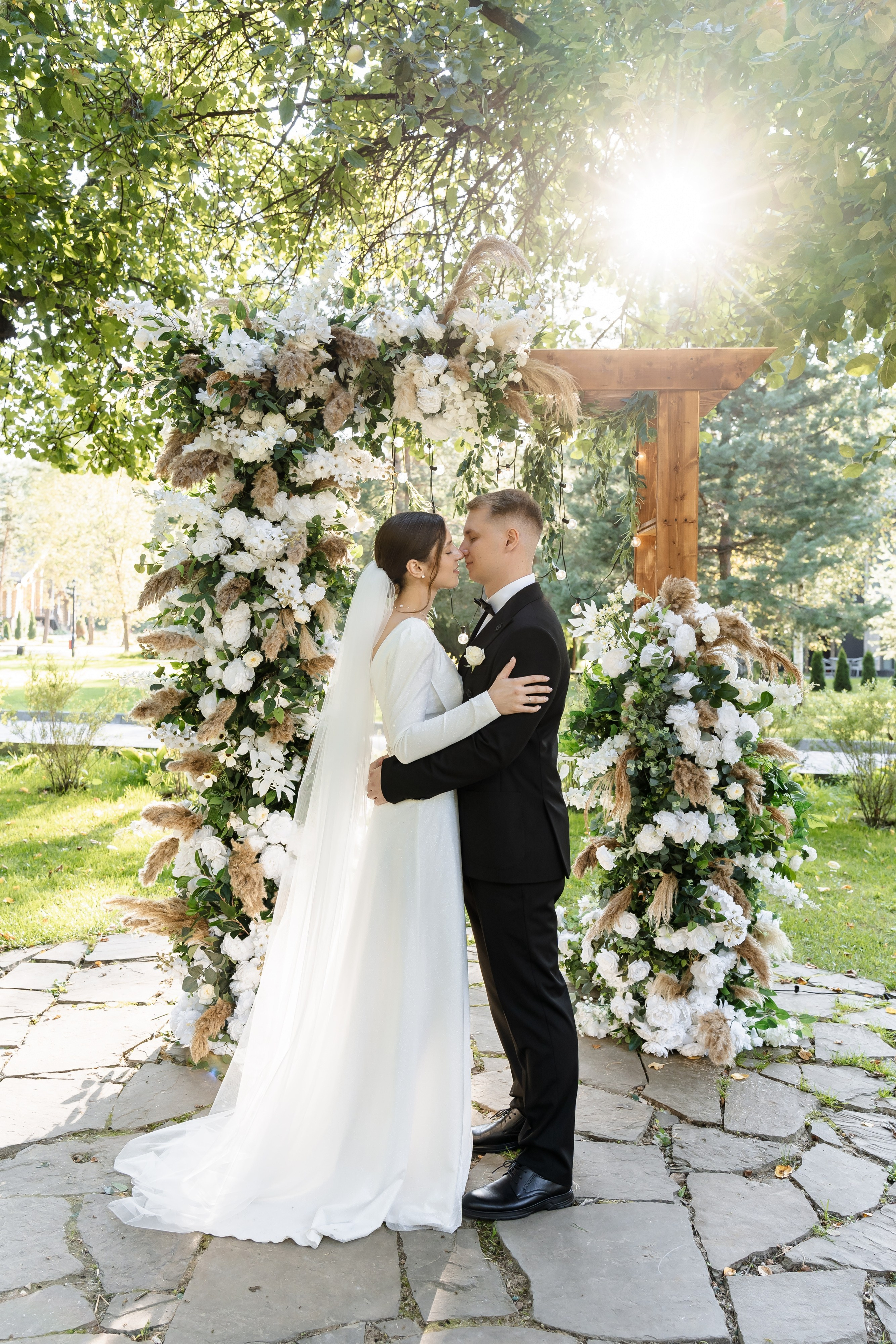 Олег и Елена | 25.08.2024 (из анонса). Свадебный фотограф в Москве Яна Деньгина