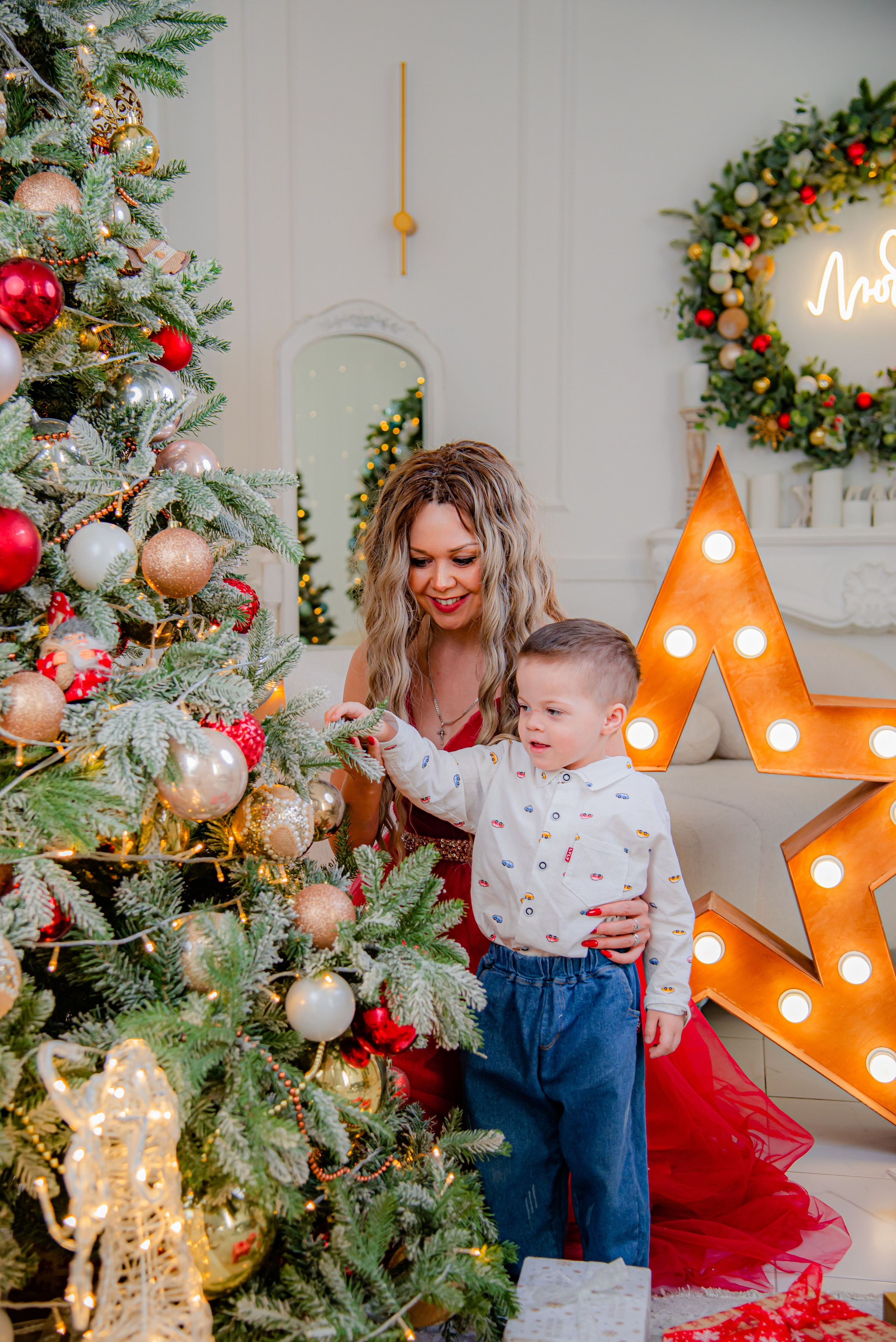 Уютная новогодняя фотосессия в студии Уфы