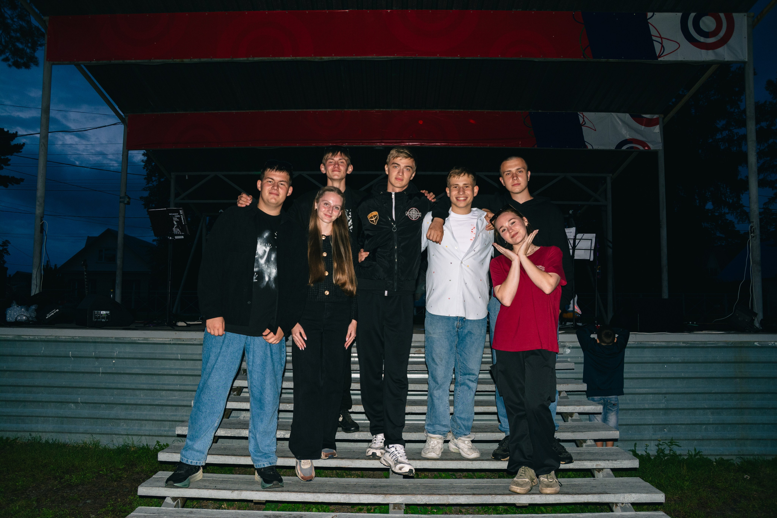 Кино на траве и ДР группы «Доктор Пепси». Алексей Маисеев | Свадебный и художественный фотограф в Новосибирске | Съемка на природе и в студии