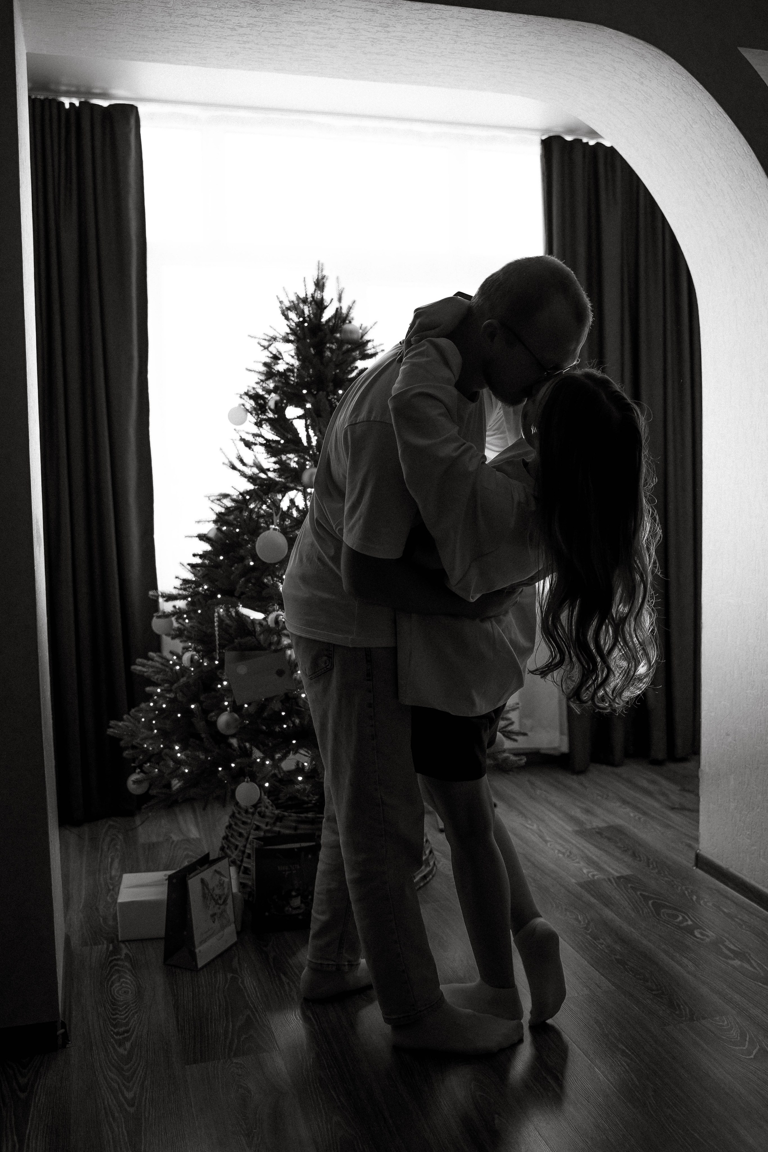 Данил и Лёля — в Новый год вдвоем. Свадебный и семейный фотограф