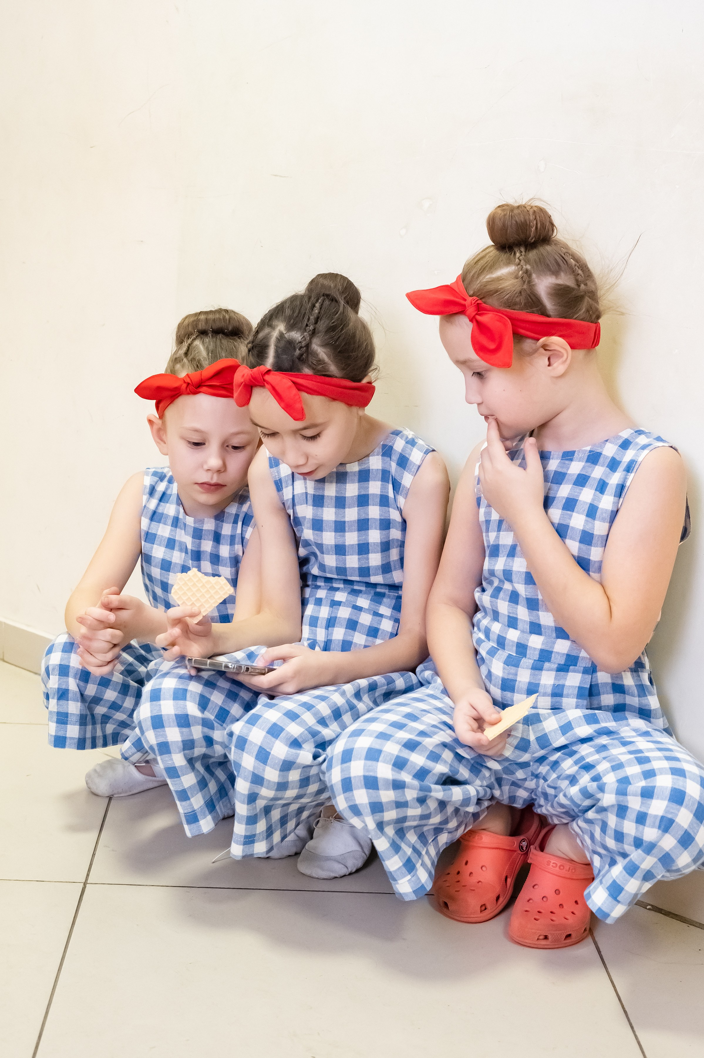 Концерт «Пространные танцы». Репортажный, семейный и детский фотограф в Пензе и Заречном Арина Ермилова. Картины барельеф на заказ