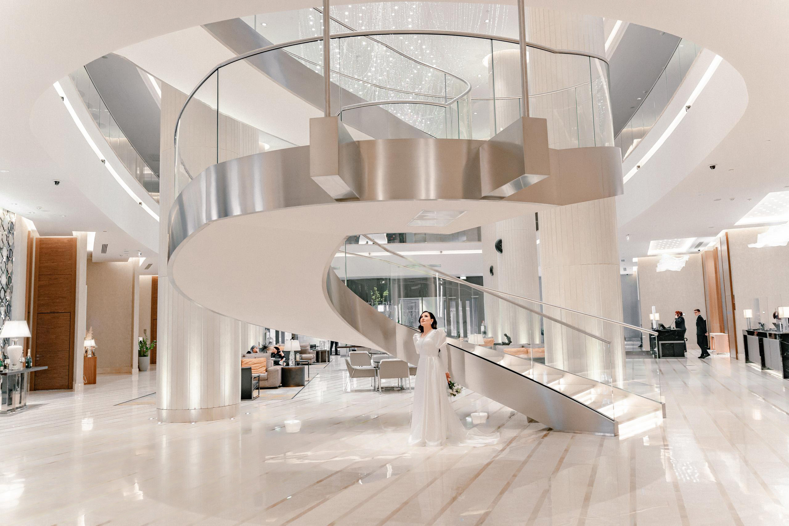 Свадная фотосессия в Hyatt Regency Moscow Petrovsky Park