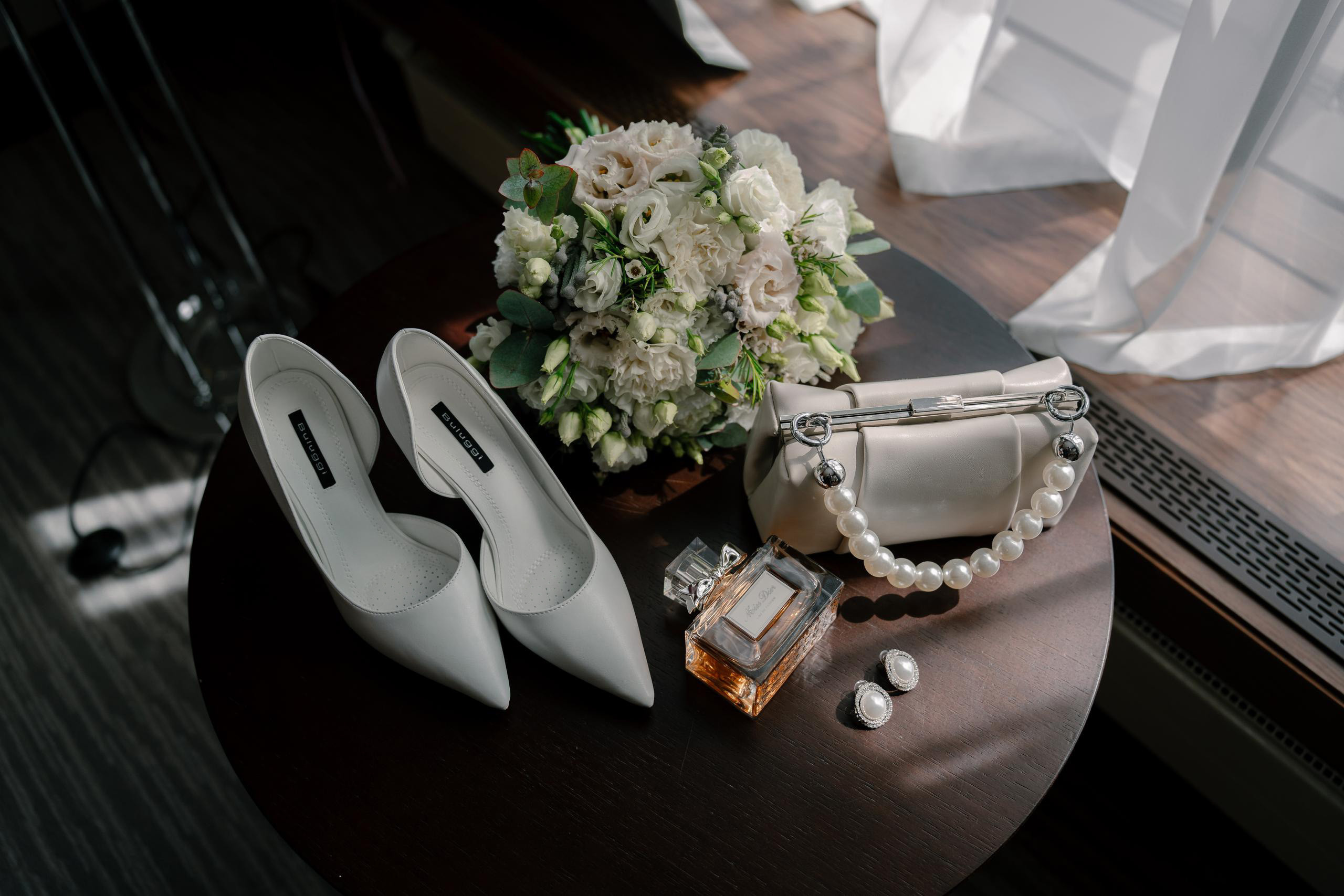 Свадная фотосессия в Hyatt Regency Moscow Petrovsky Park