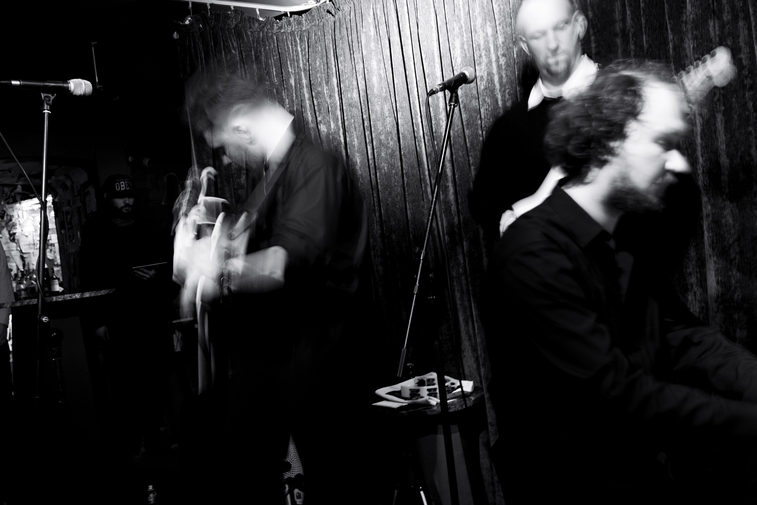 Концерт группы Тони Мак в кабаре Шум. Фотограф в Санкт-Петербурге Ибрагимова Алина