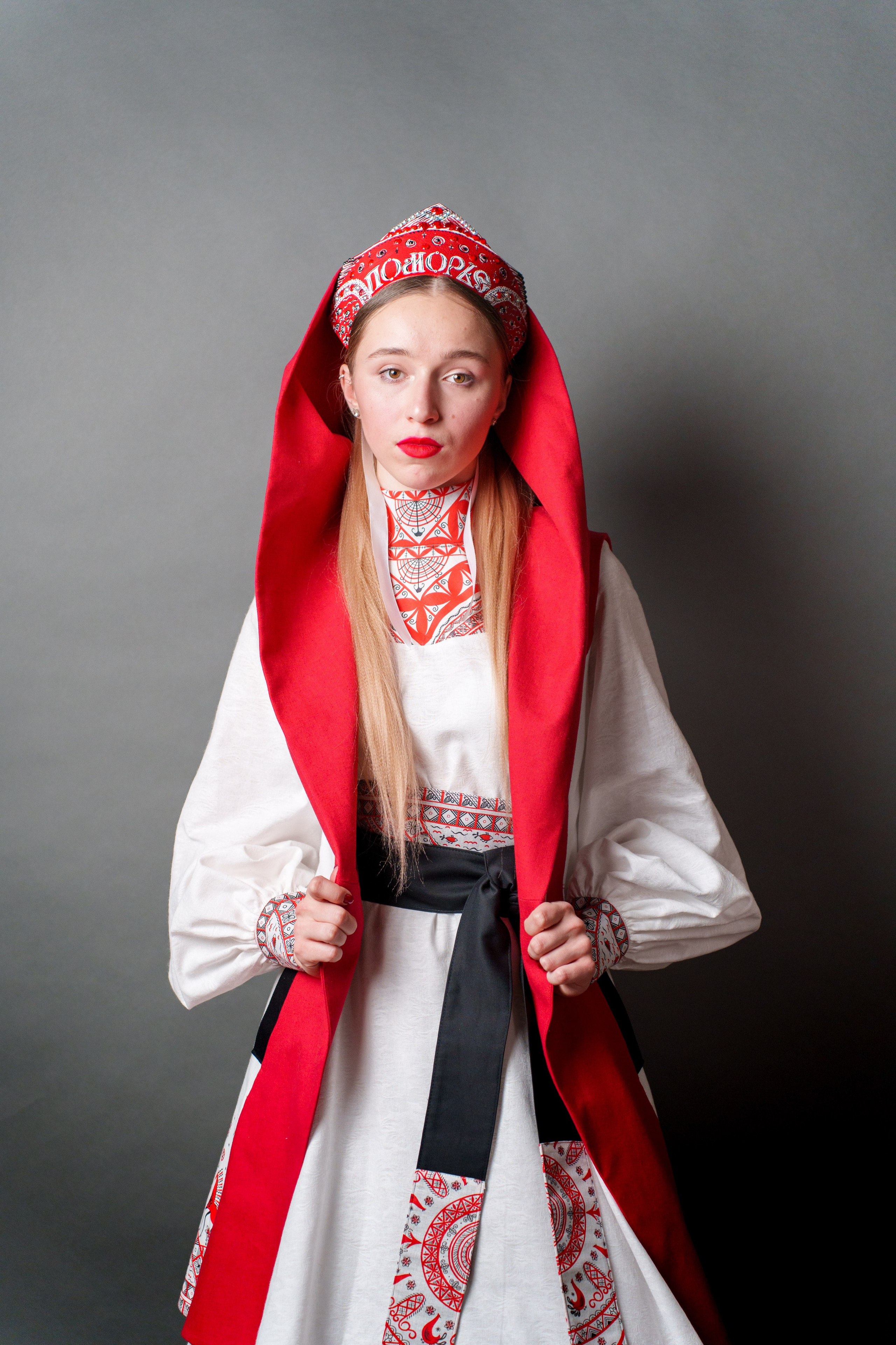 Коллекция одежды Елены Мошкиной «Мезень». Фотограф в Санкт-Петербурге Ибрагимова Алина