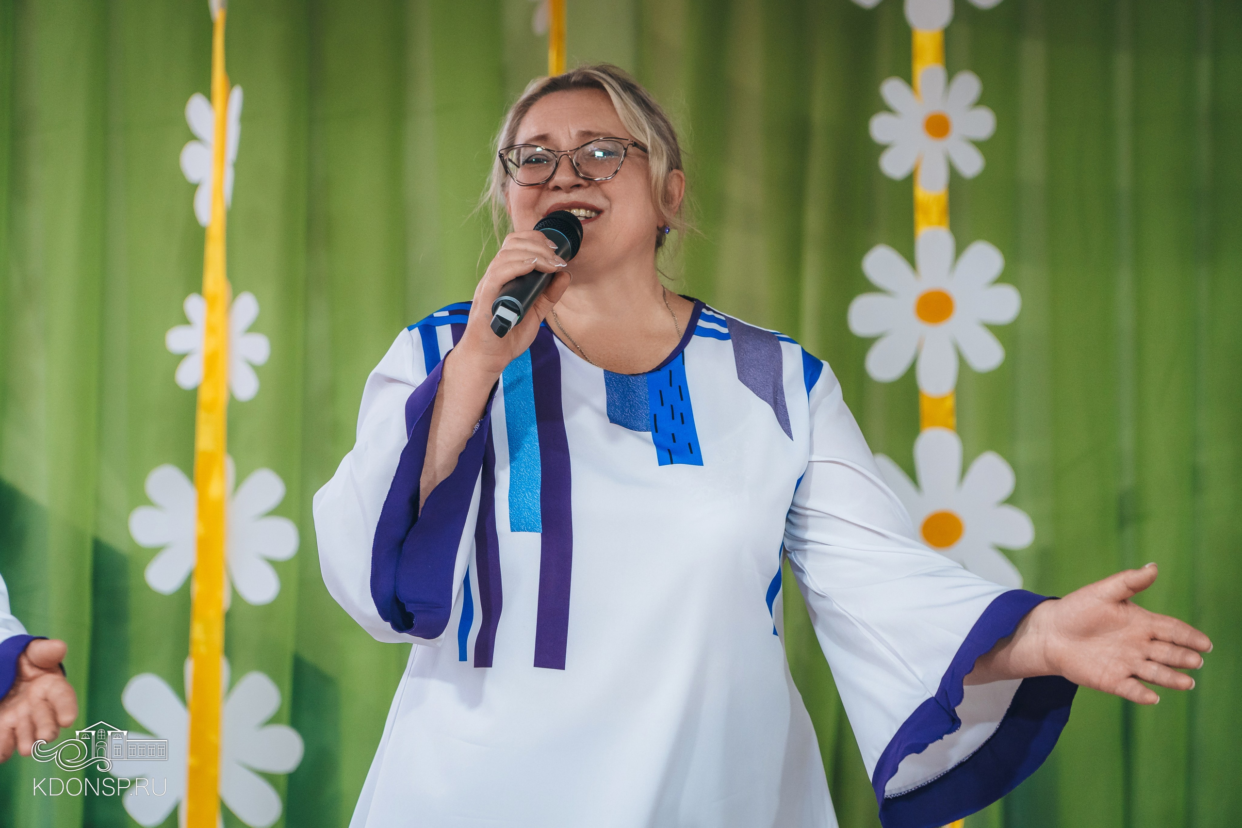 День семьи, любви и верности. Новотитаровский Дом культуры