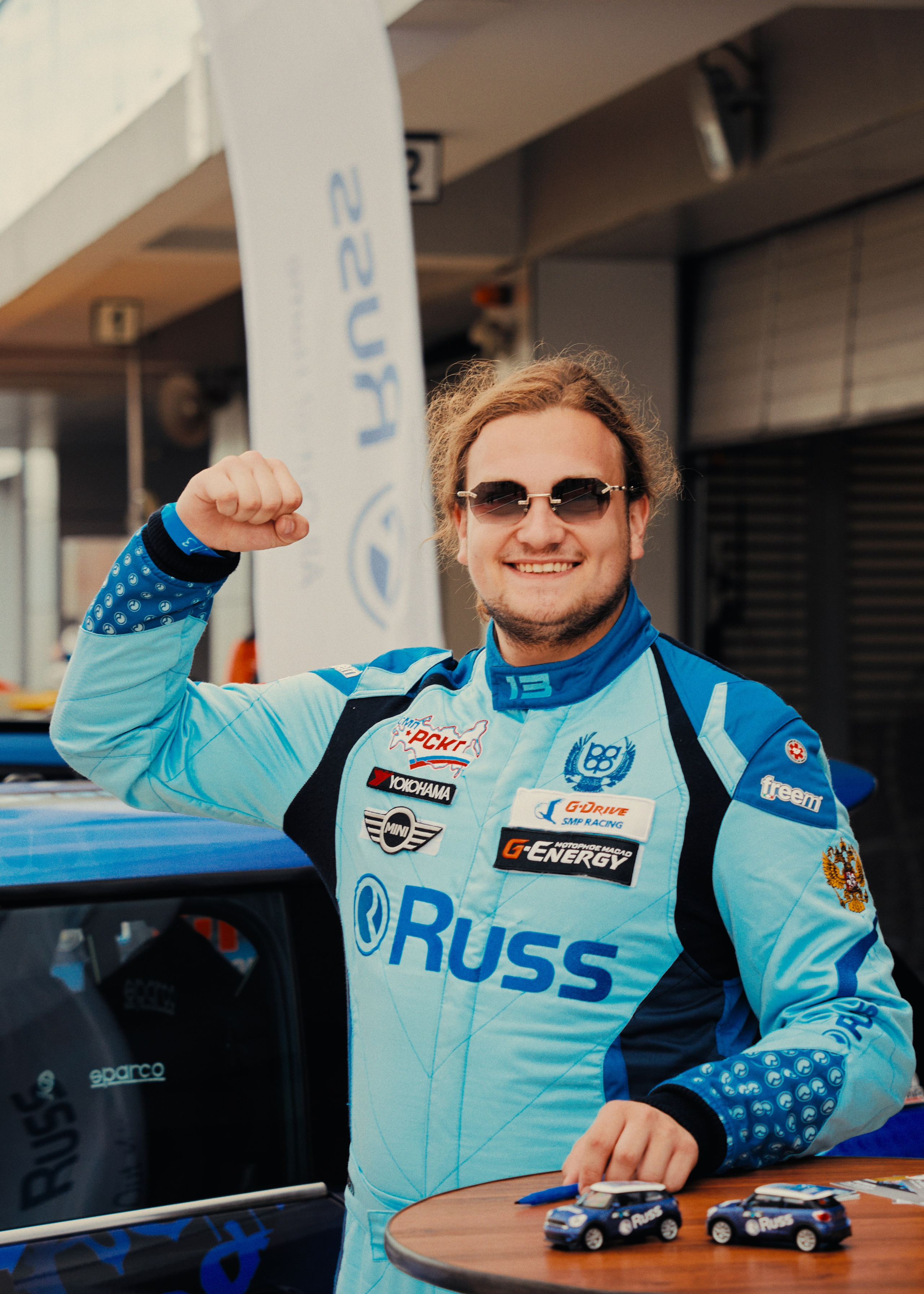 Автомобильный и коммерческий фотограф Москва