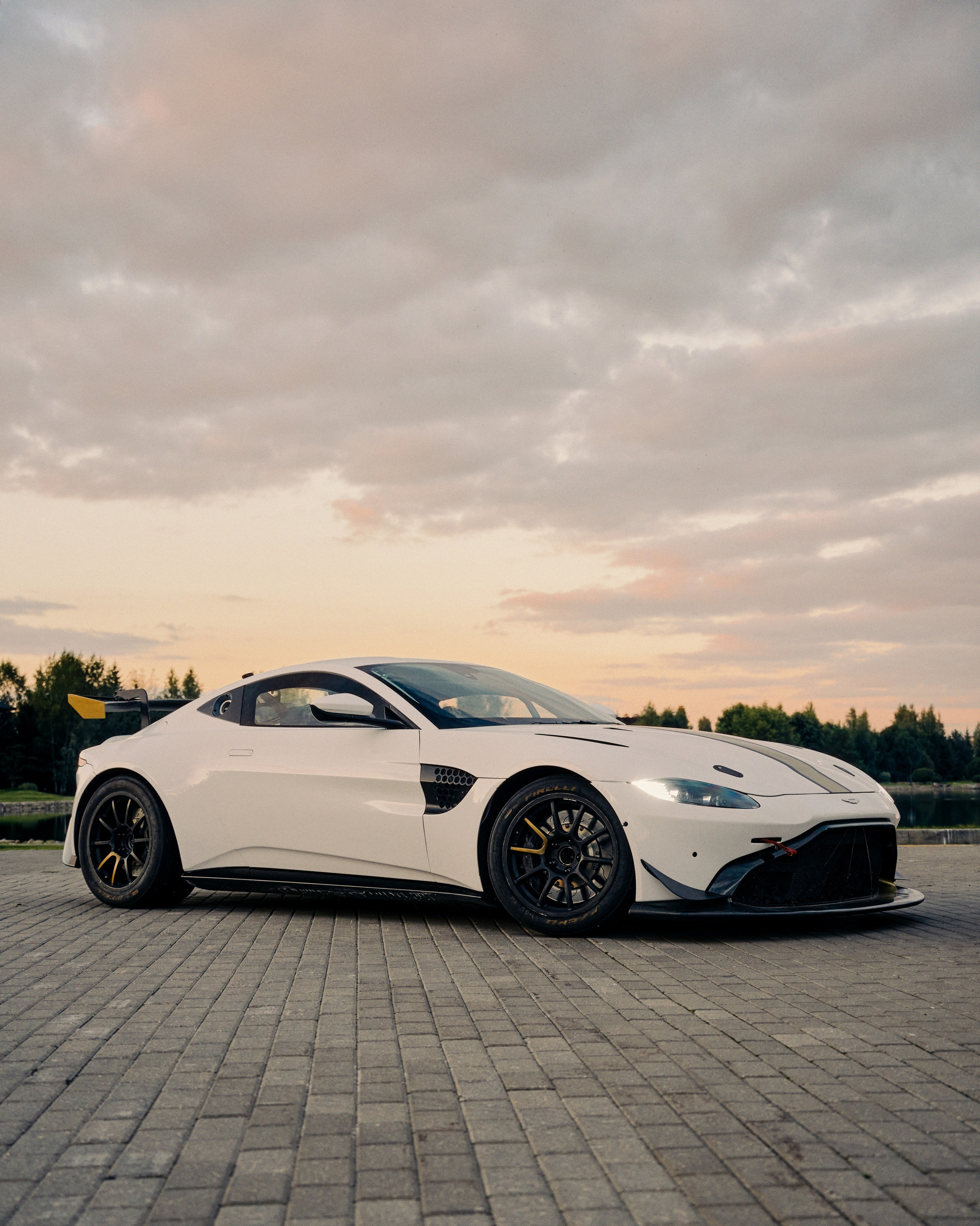 Автомобильный и коммерческий фотограф Москва